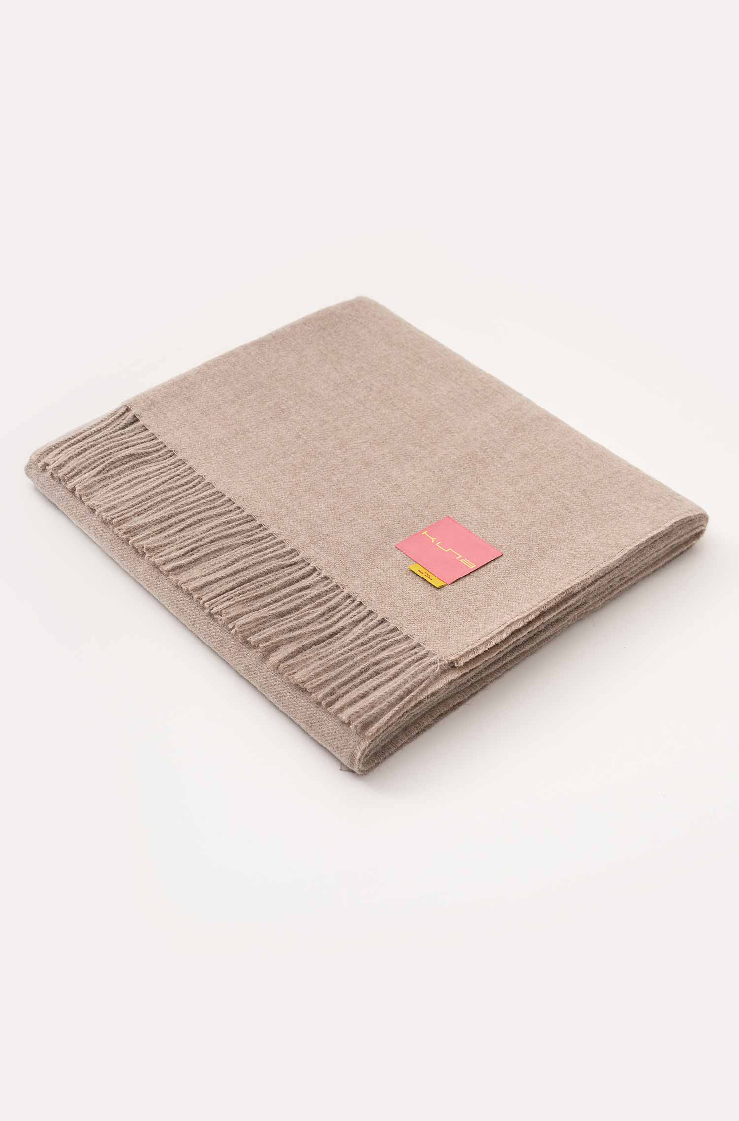 Alpaca blanket YDEAL made of baby alpaca