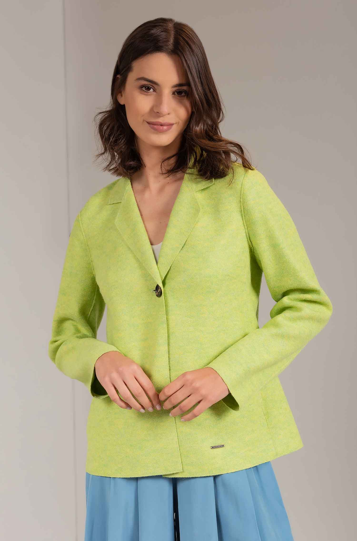 Alpaka Mantel USAGE aus Alpaka und Wolle