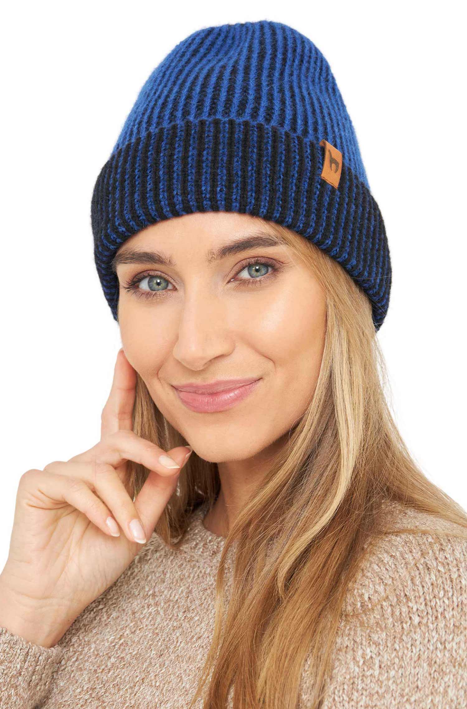 Bonnet en alpaga MARINO en 56% baby alpaga & 39% coton