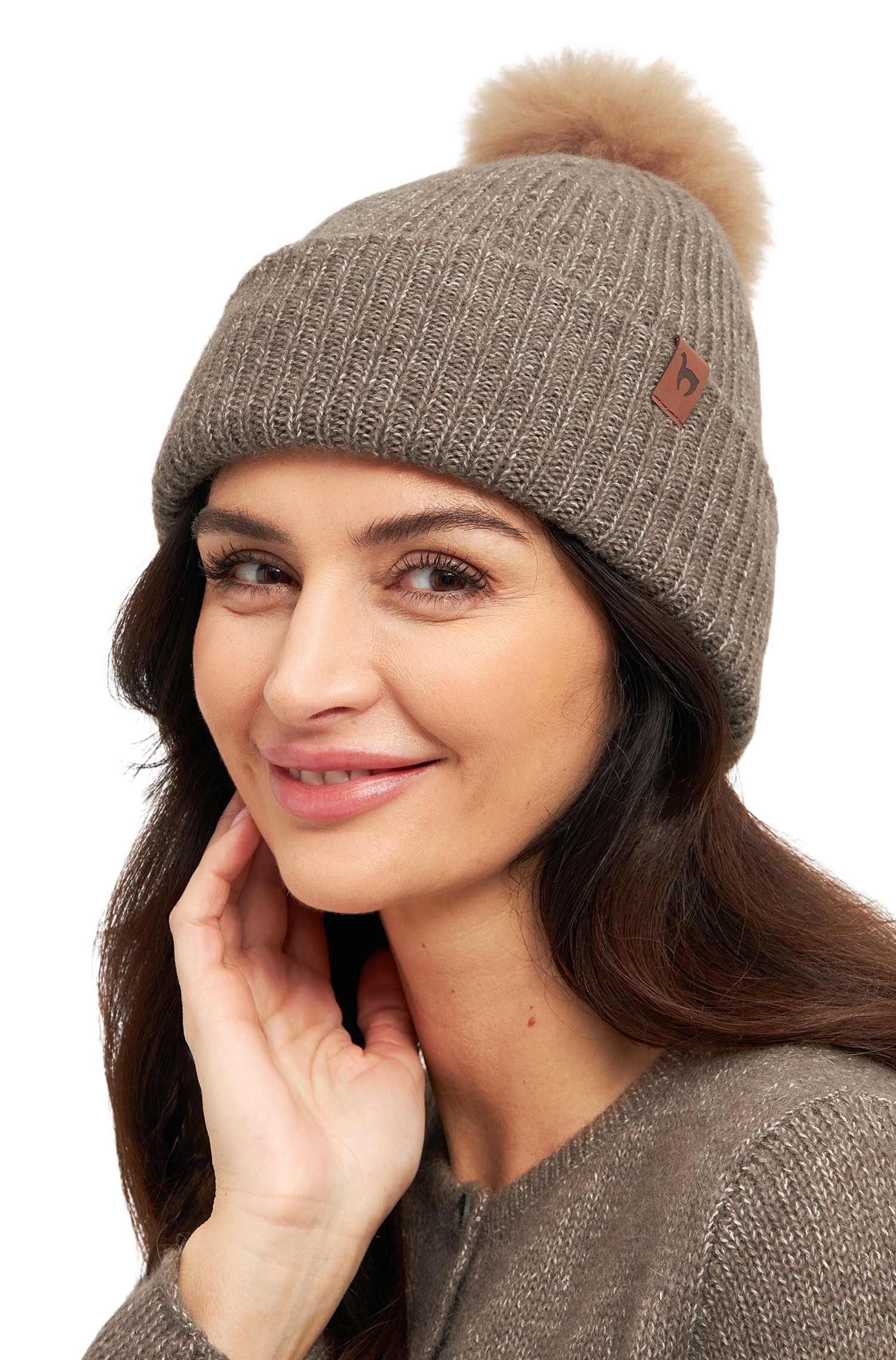 Alpaka Mütze PACA mit Bommel aus Baby Alpaka-Merino-Mix