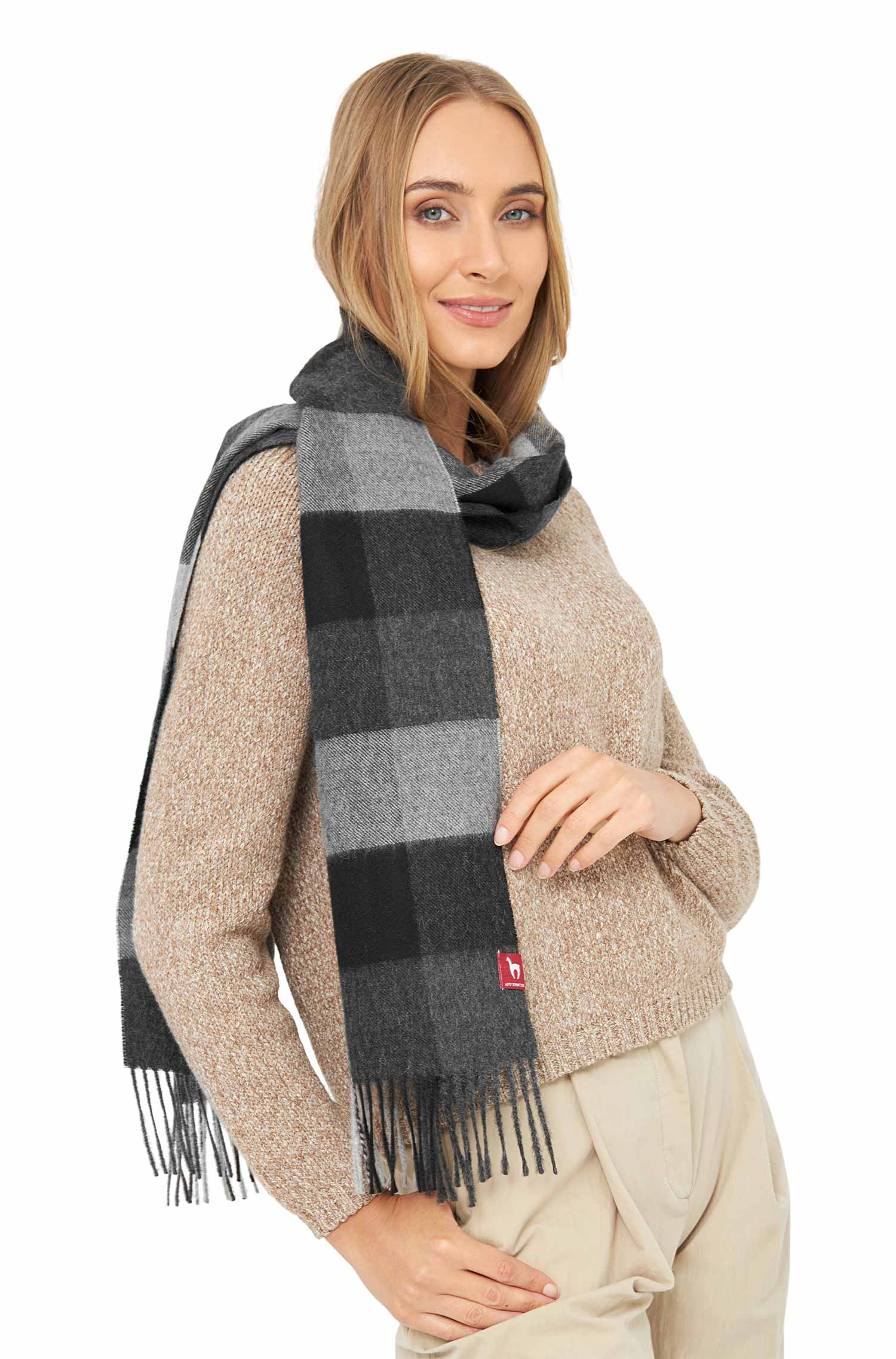 Weicher Damen Schal aus Baby Alpaka - kuschelig warm & langlebig