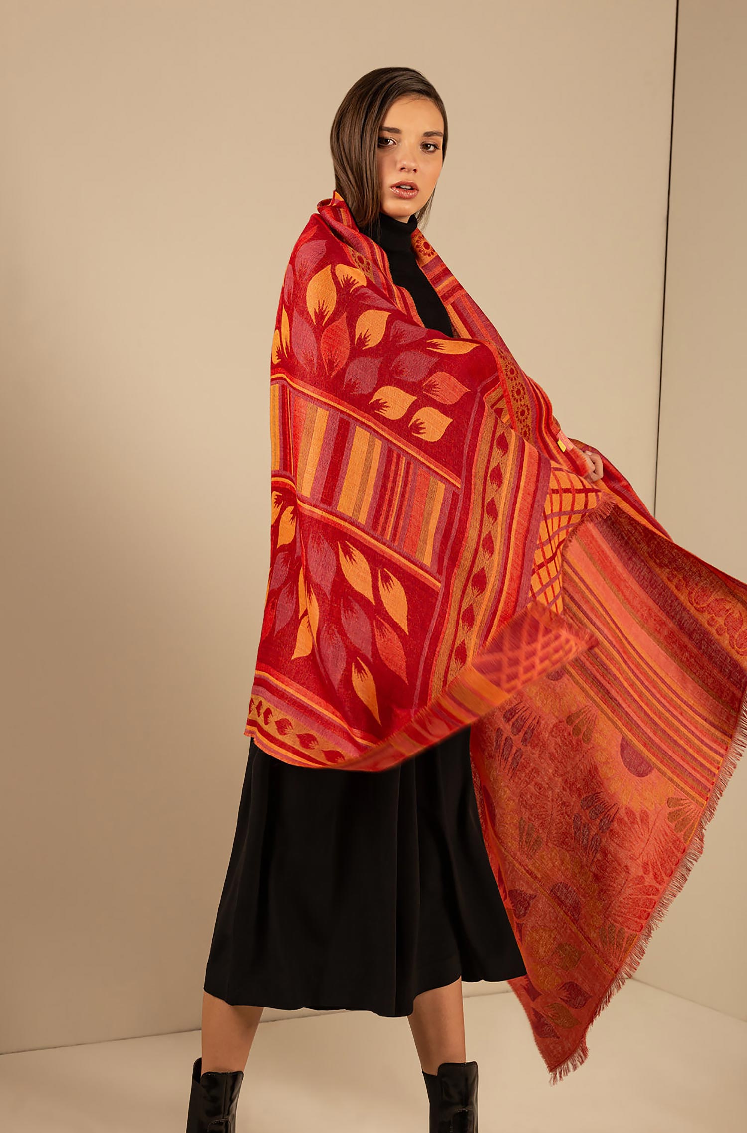 Alpaka Schal URIAS aus Baby Alpaka und Seide