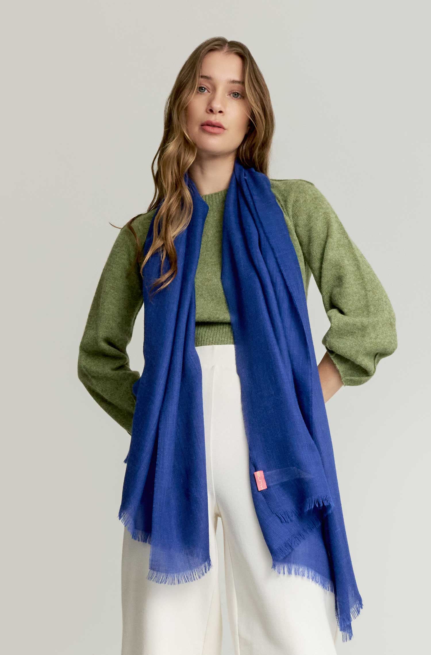 Alpaca woven scarf AMARETO made from 100% baby alpaca