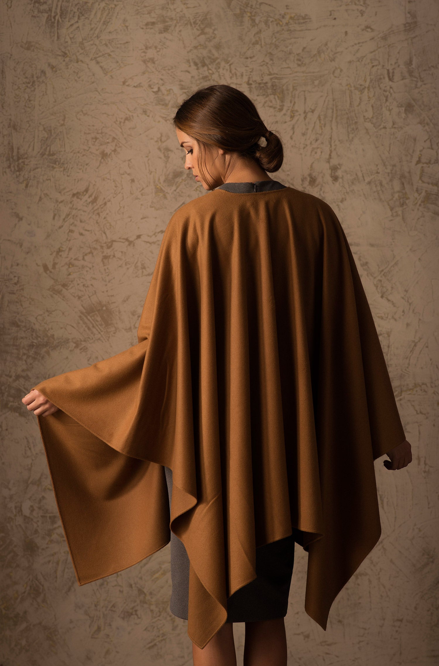100% Vikunja Cape BETTY für Damen