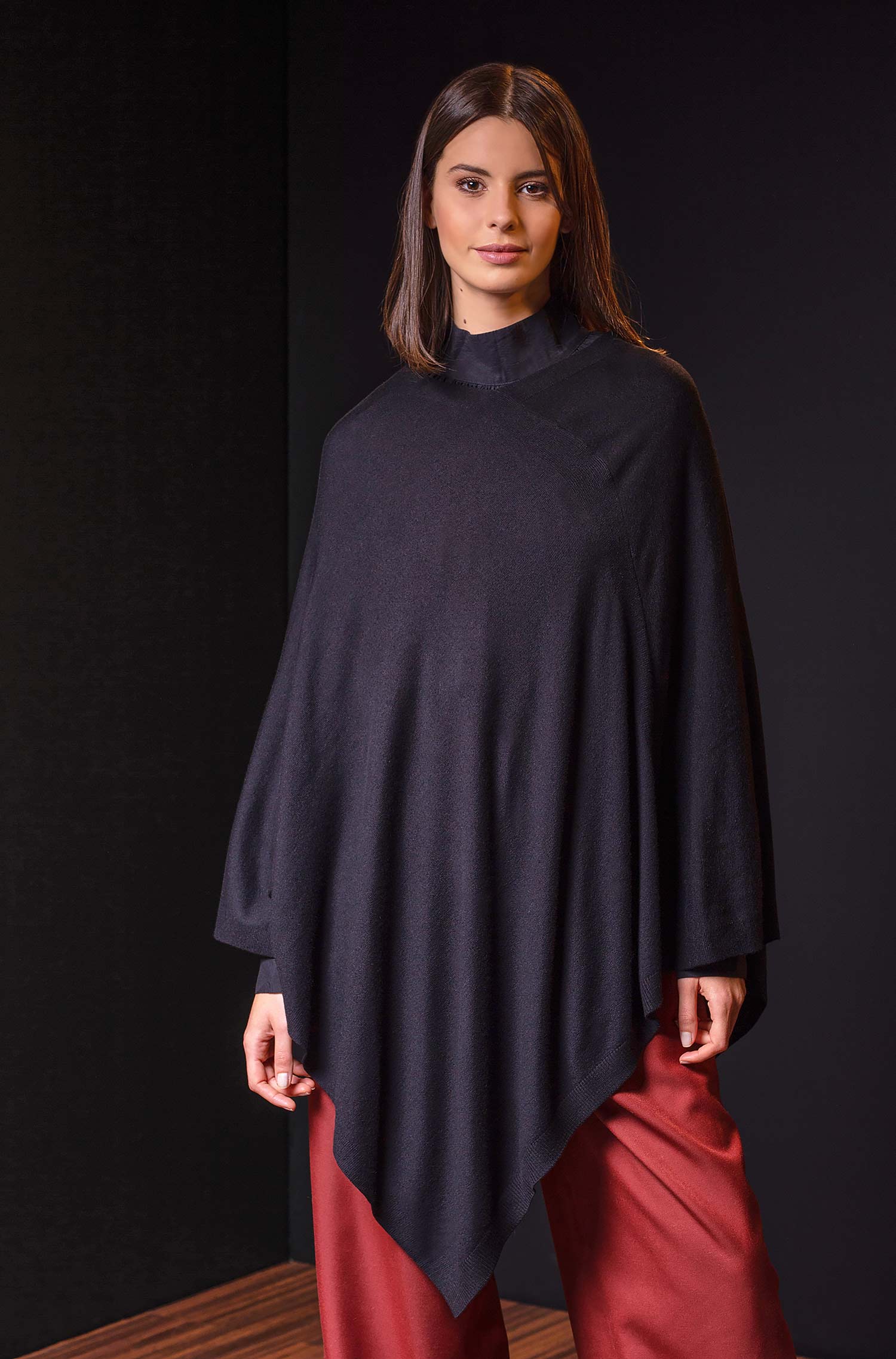 100% Vikunja Poncho BERYL für Damen