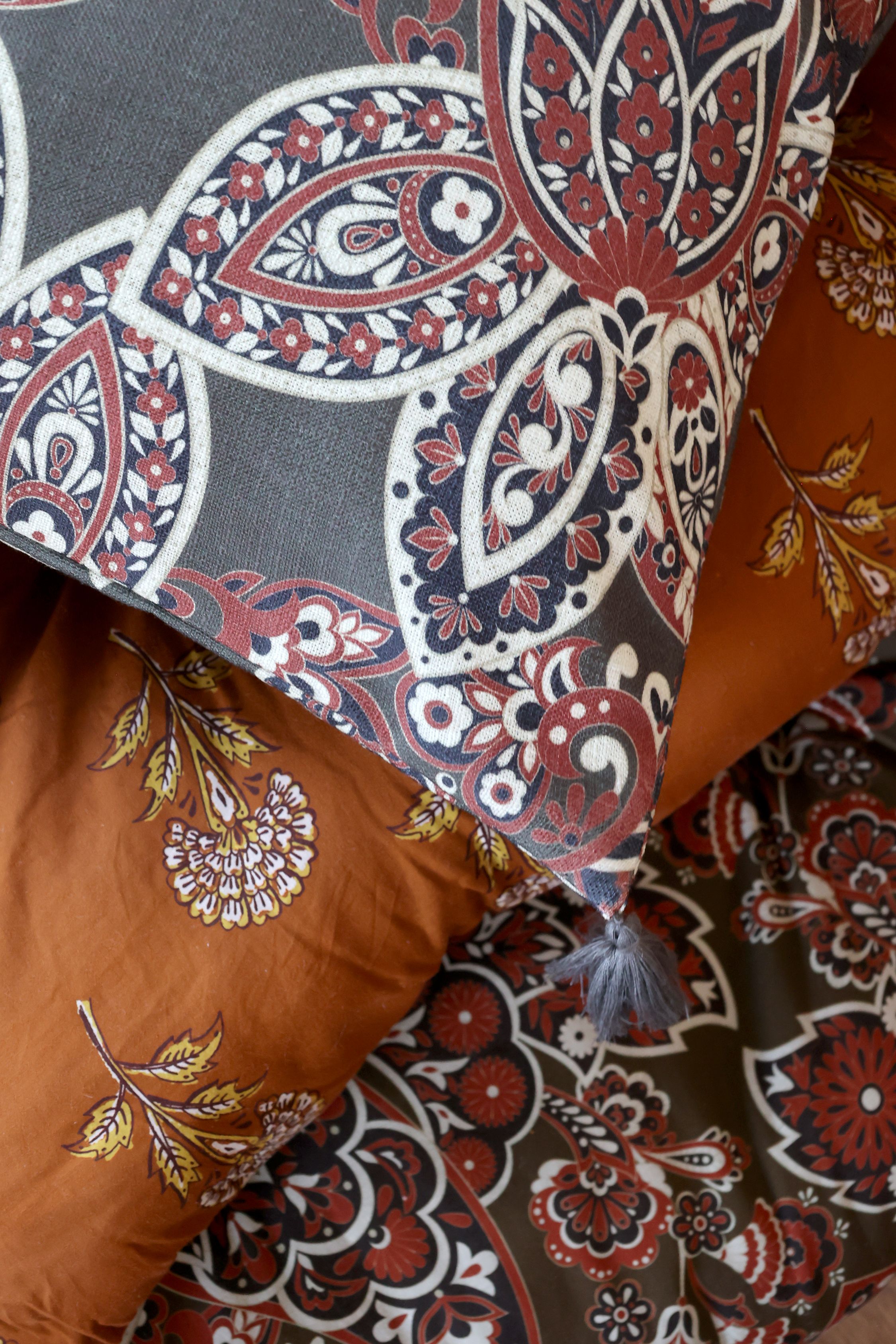 Kissenbezug 50x50 cm mit Paisley-Motiv, Terracotta