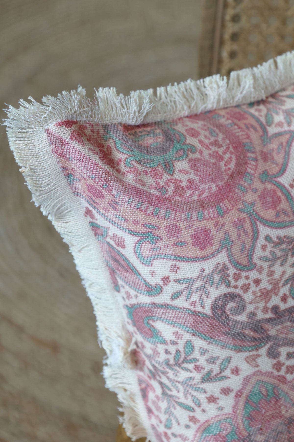 Kissenbezug 50x50 cm mit Fransen und Paisley-Muster