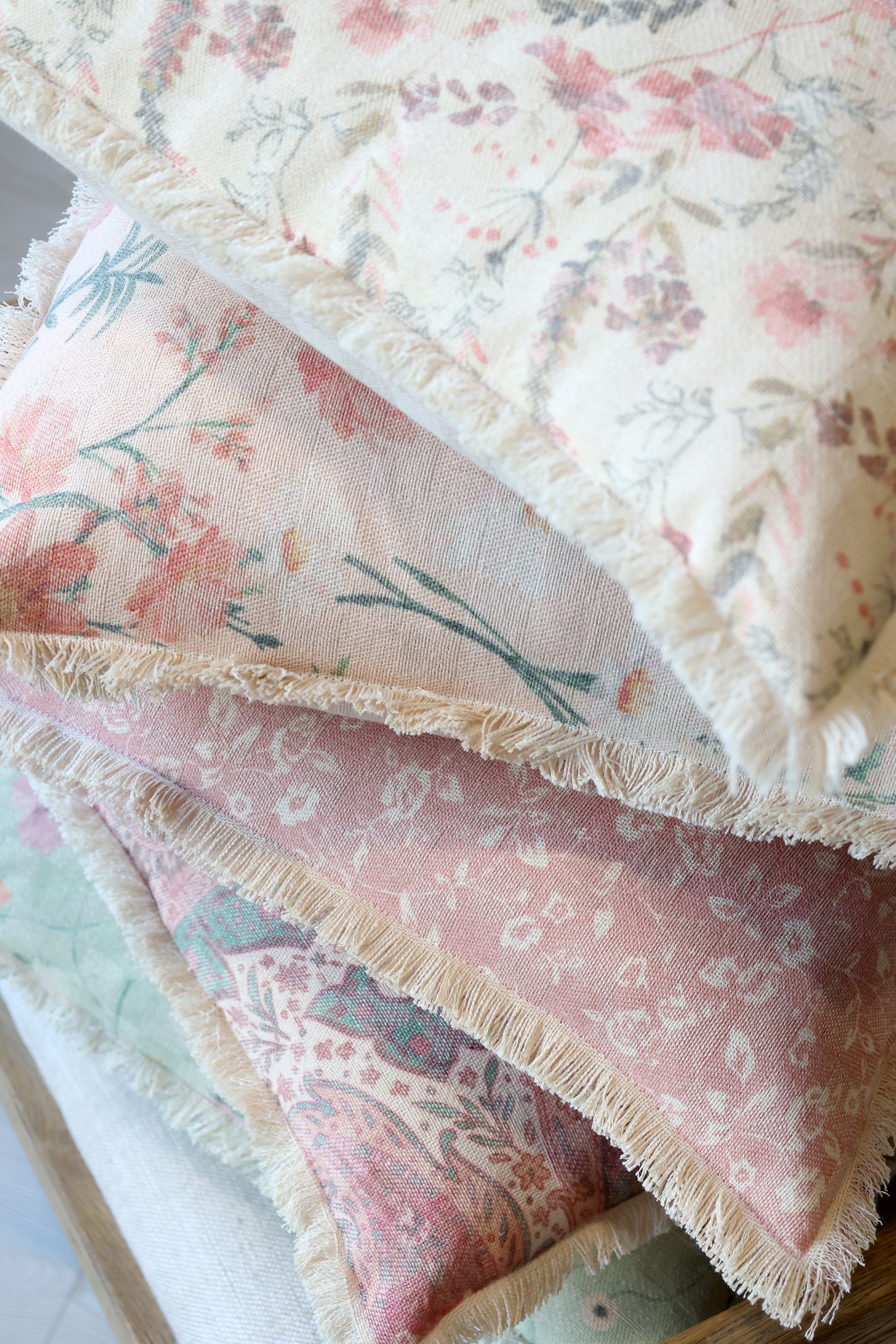 Kissenbezug 50x50 cm mit Fransen und Paisley-Muster
