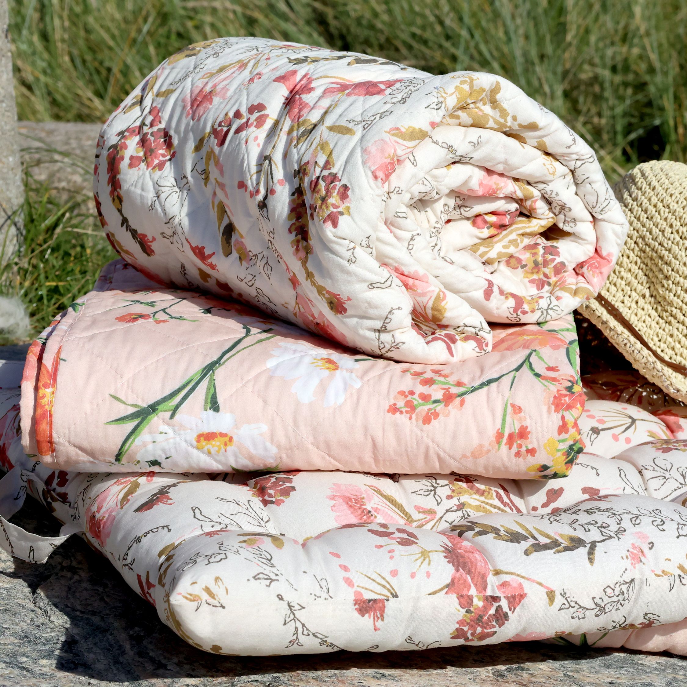 Quilt Aix mit Blumenmuster, 180 cm lang, rosa