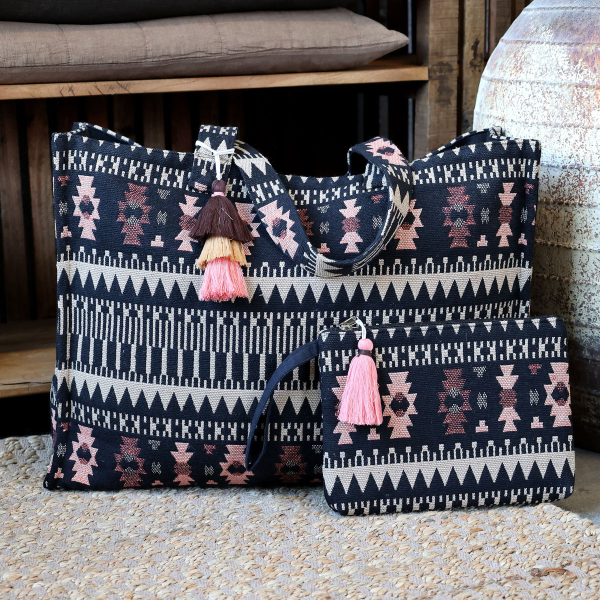 Shopper mit Jacquardmuster in Kohle