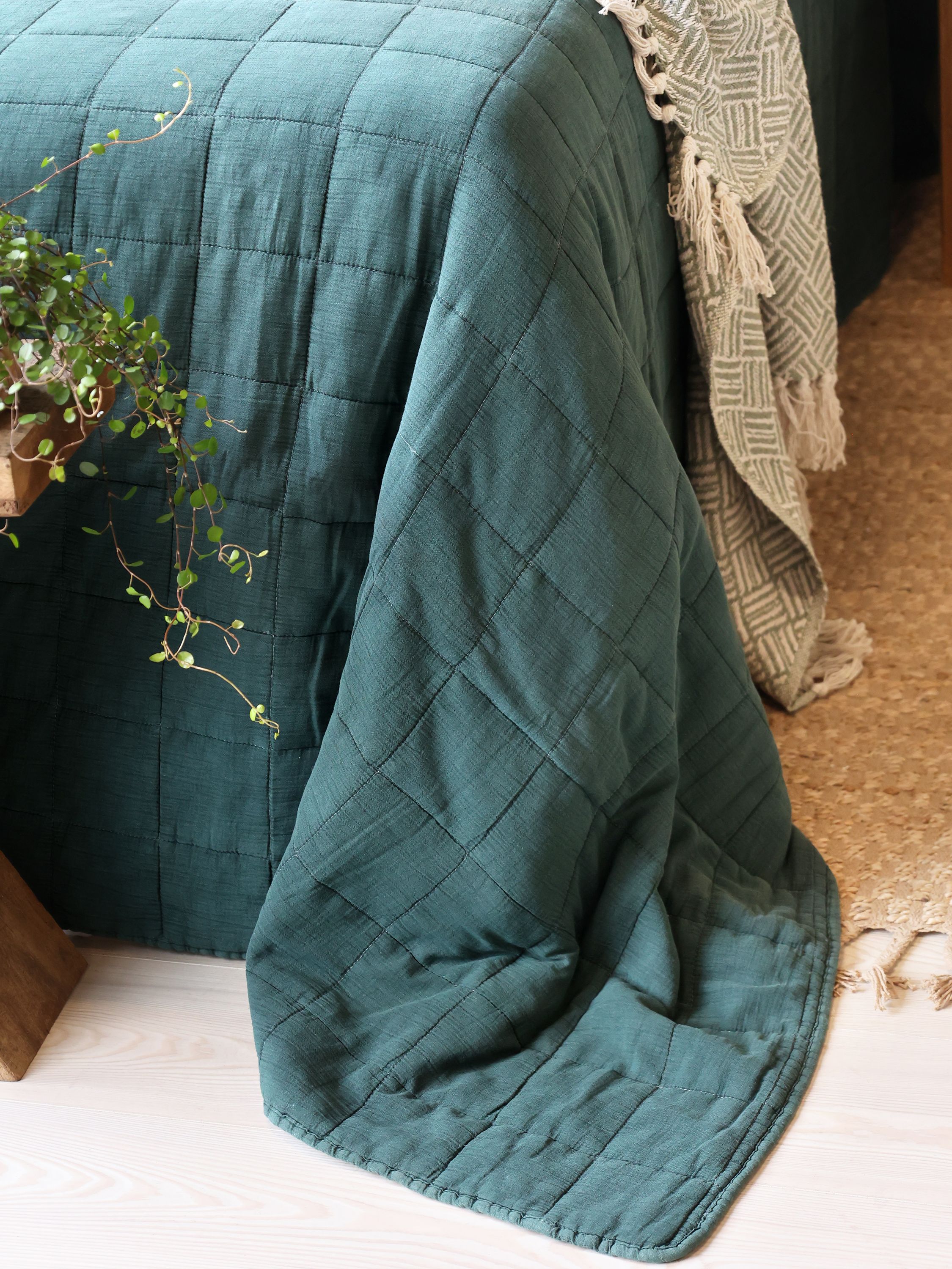 Quilt Bettdecke 240 x 240 cm in Forest Green