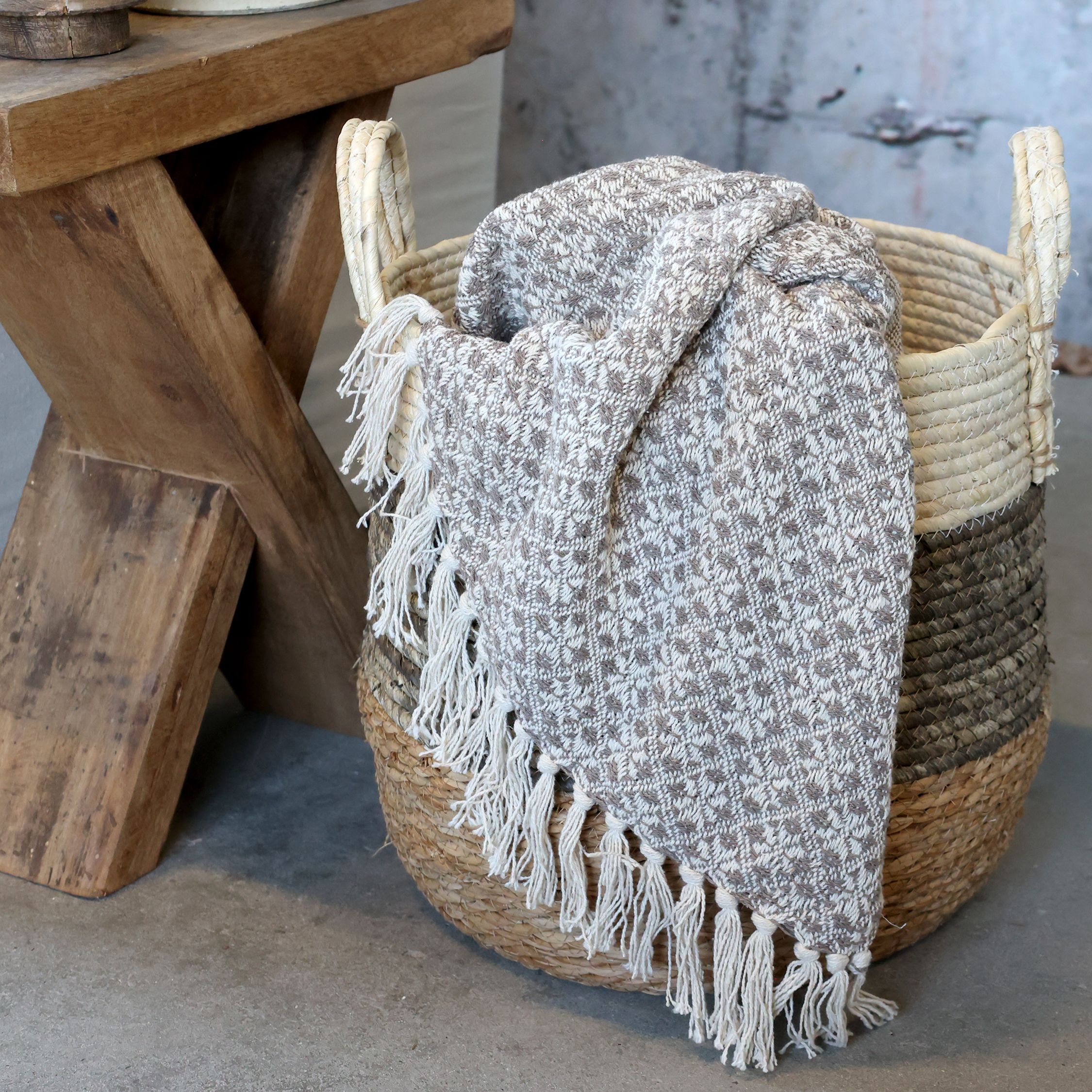 Plaid Decke latte und creme 150 cm lang