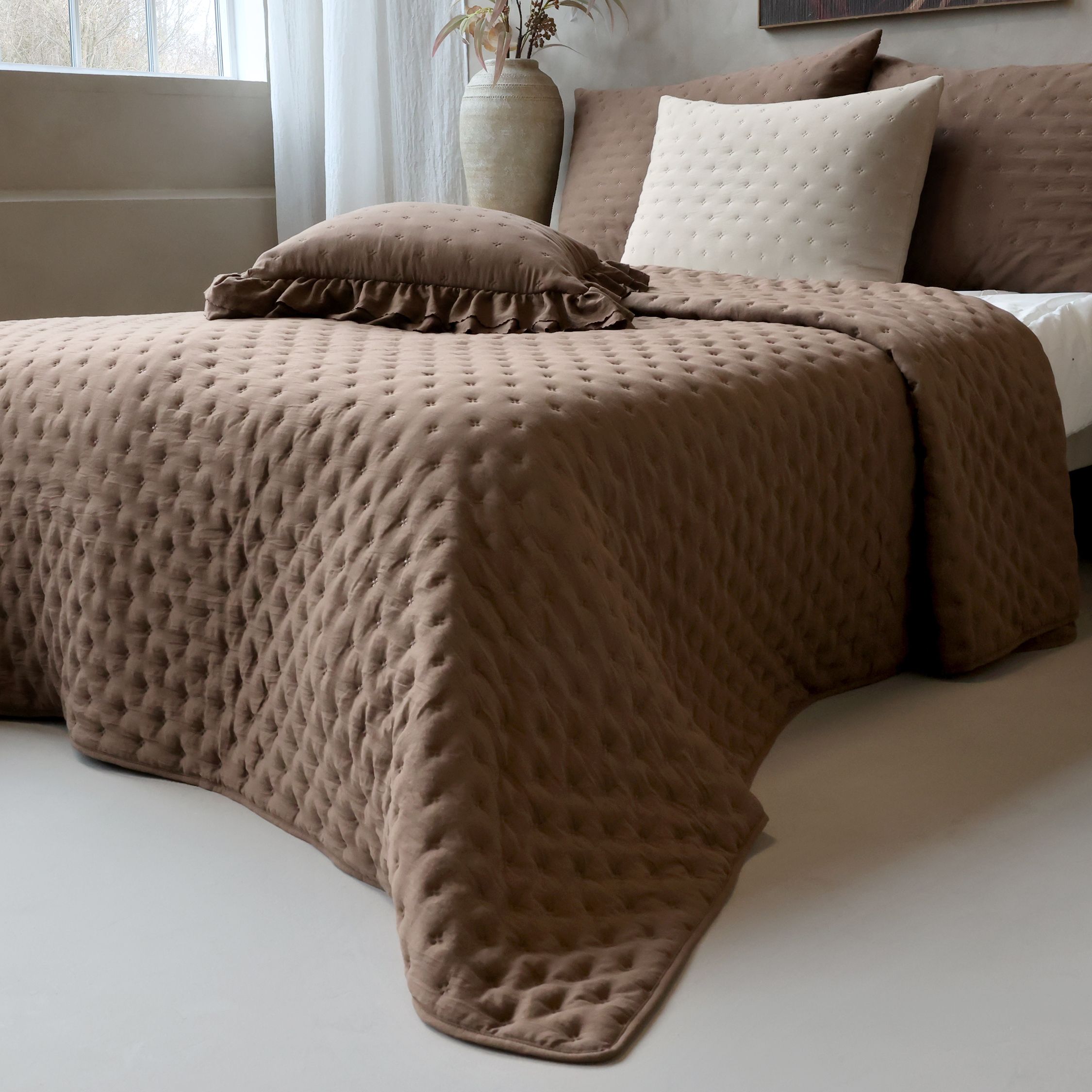 Aix Soft Quilt Bettdecke in Walnuss, 260 x 240 cm