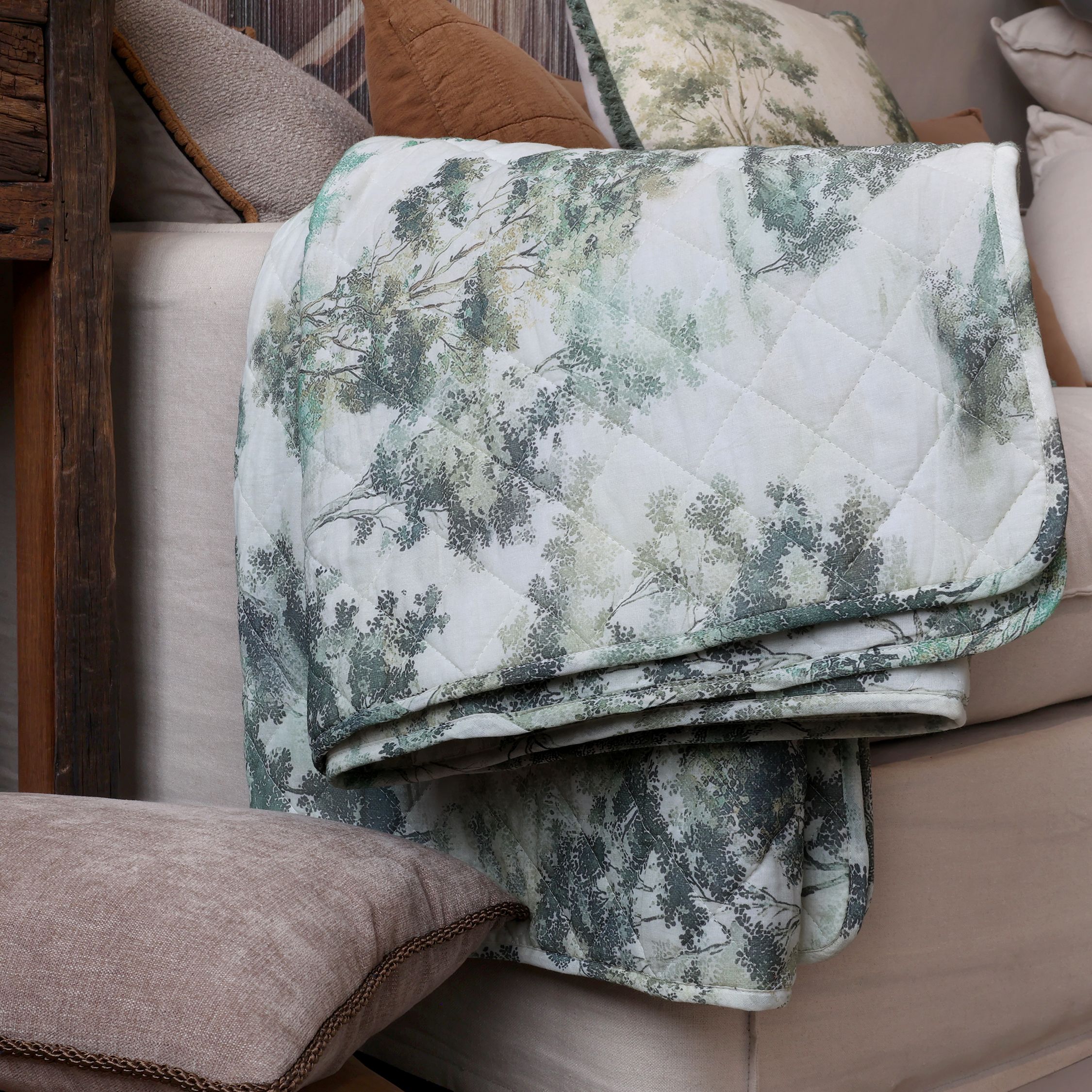 Baumwoll-Quilt mit Blumenmuster, 180x130 cm, Creme/Olive