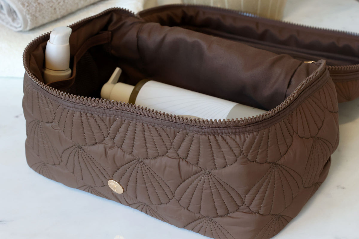 Kulturtasche mit Muschelmuster, coffee, 27 cm lang