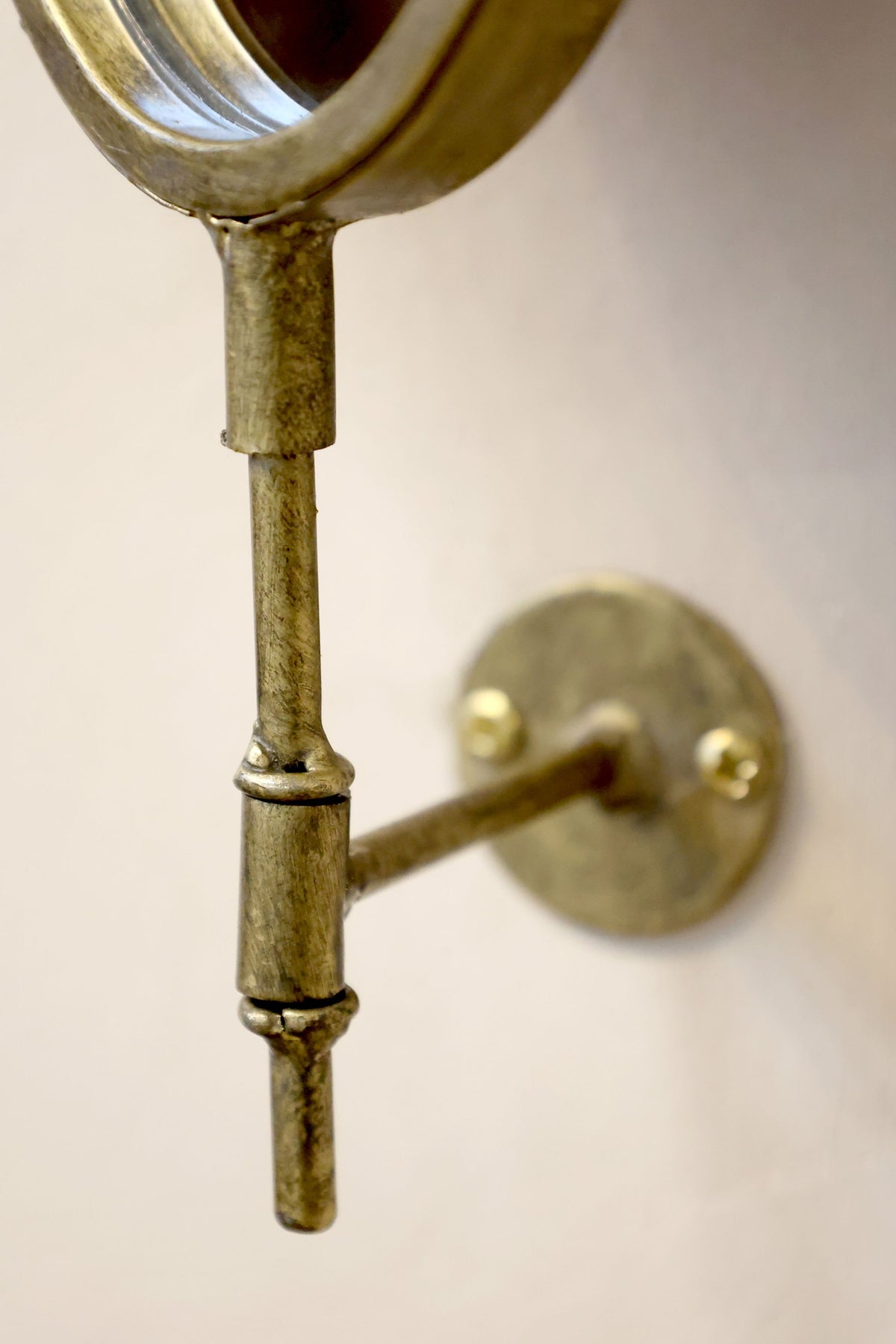 Wandspiegel mit antikem Messingrahmen, 90 cm hoch