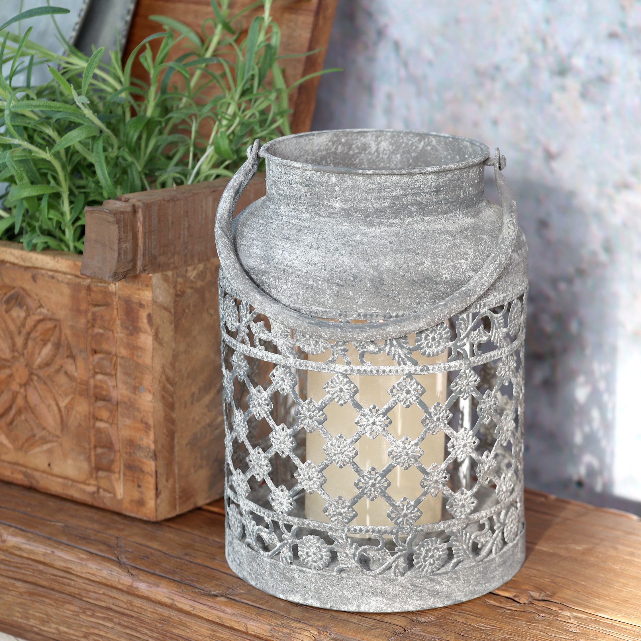 Laterne mit Henkel und Muster, antique zink, 22 cm hoch