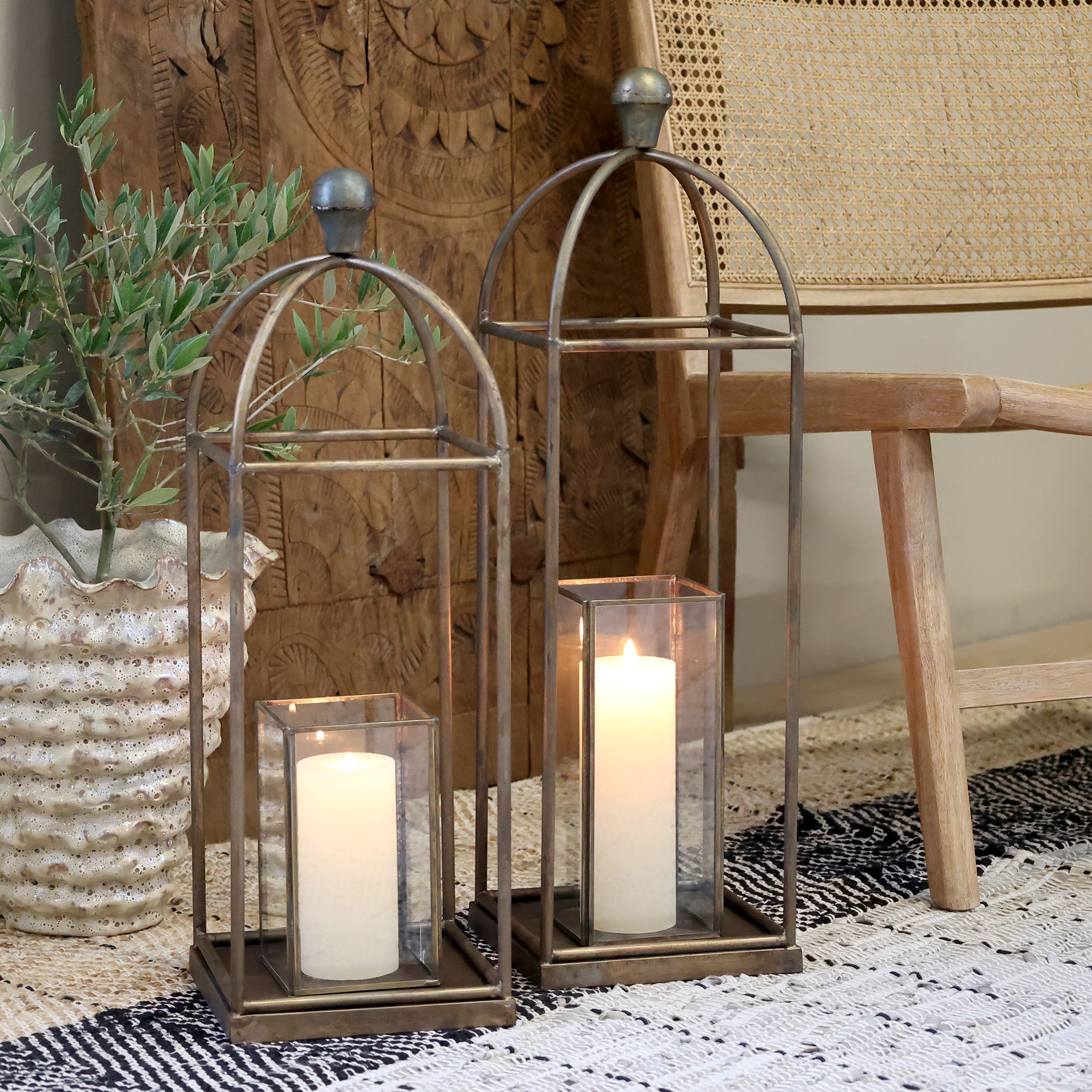 Laterne mit Halter aus Glas und Eisen, antik messing