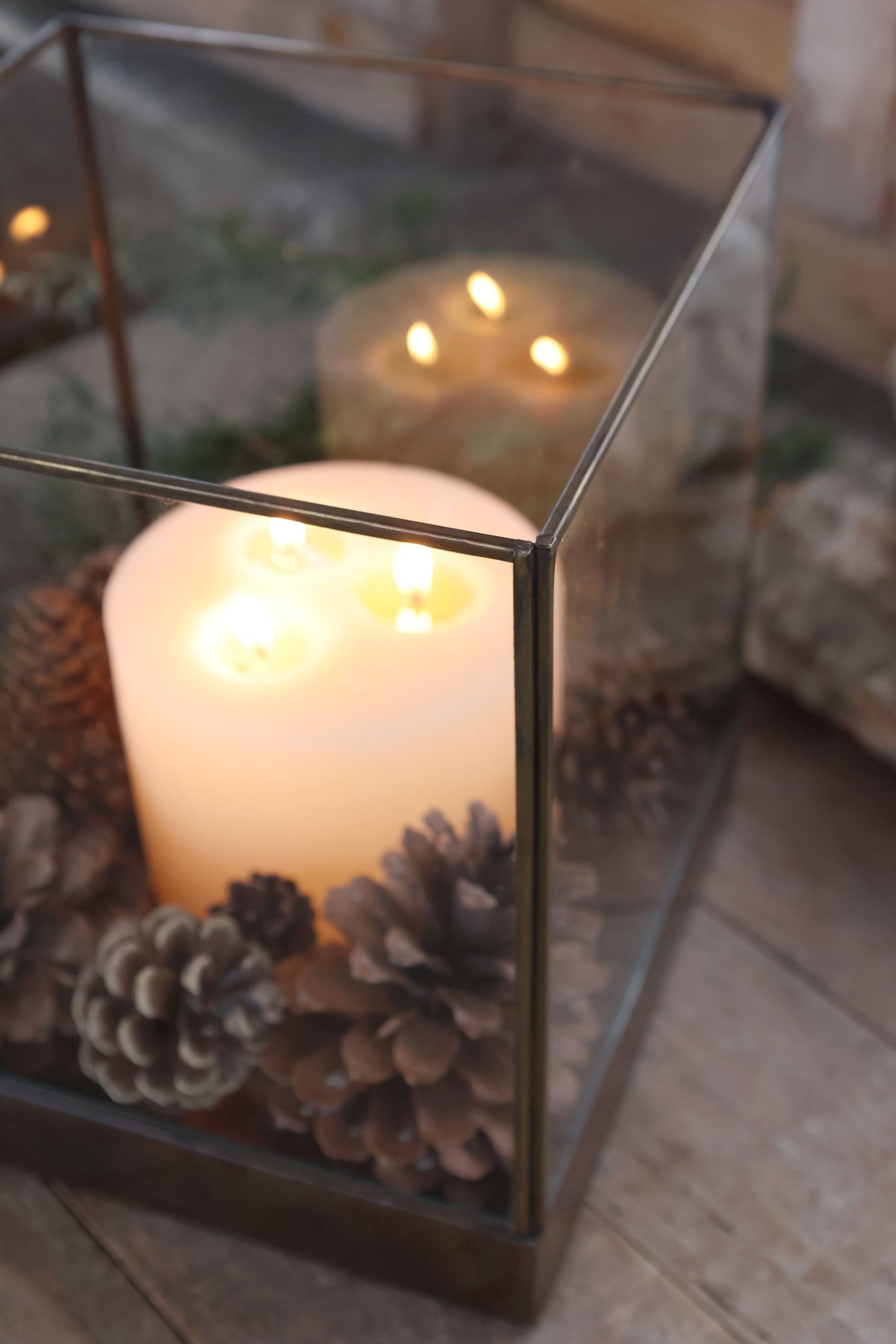Laterne für Kerzen aus Glas und Eisen, 29 cm hoch