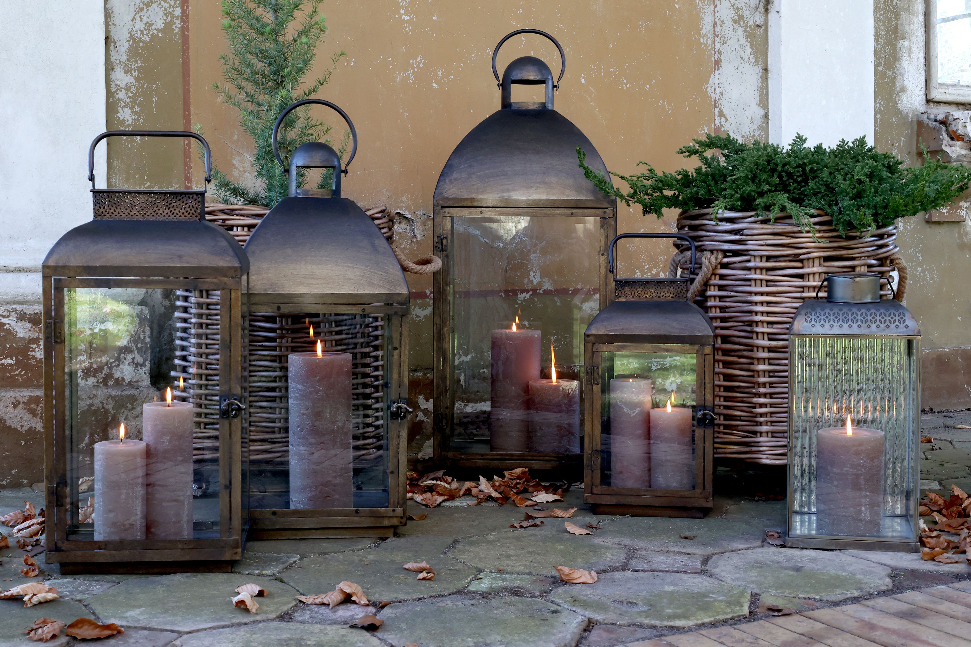 Laterne mit Muster Set von 2 in Antique Messing