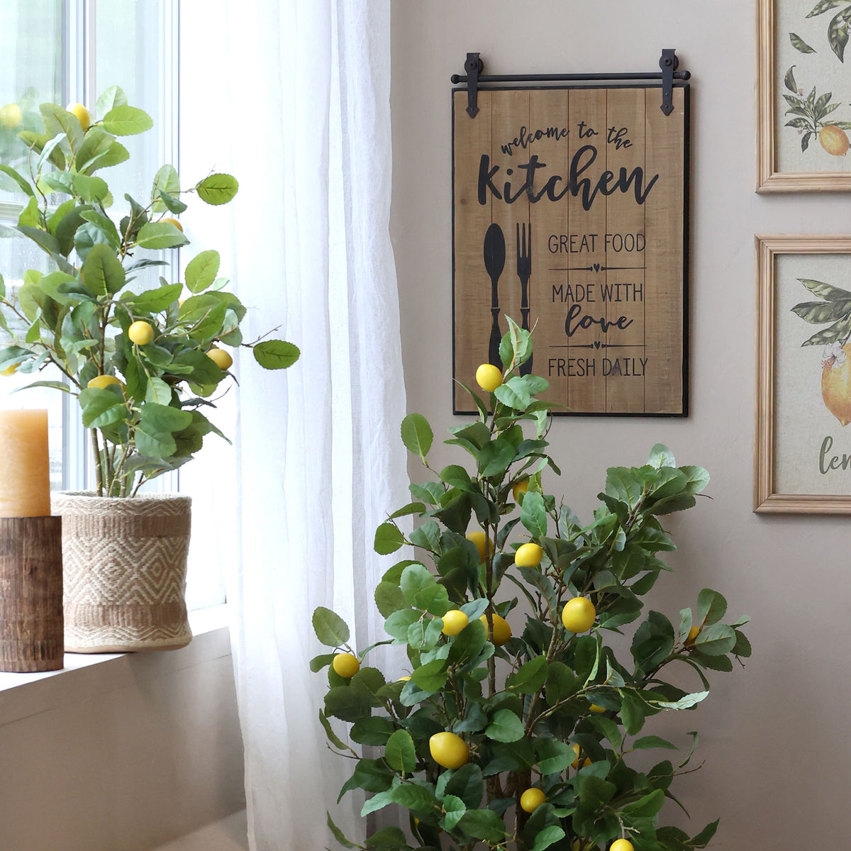 Schild Kitchen aus Tannenholz und Eisen, 38 cm lang