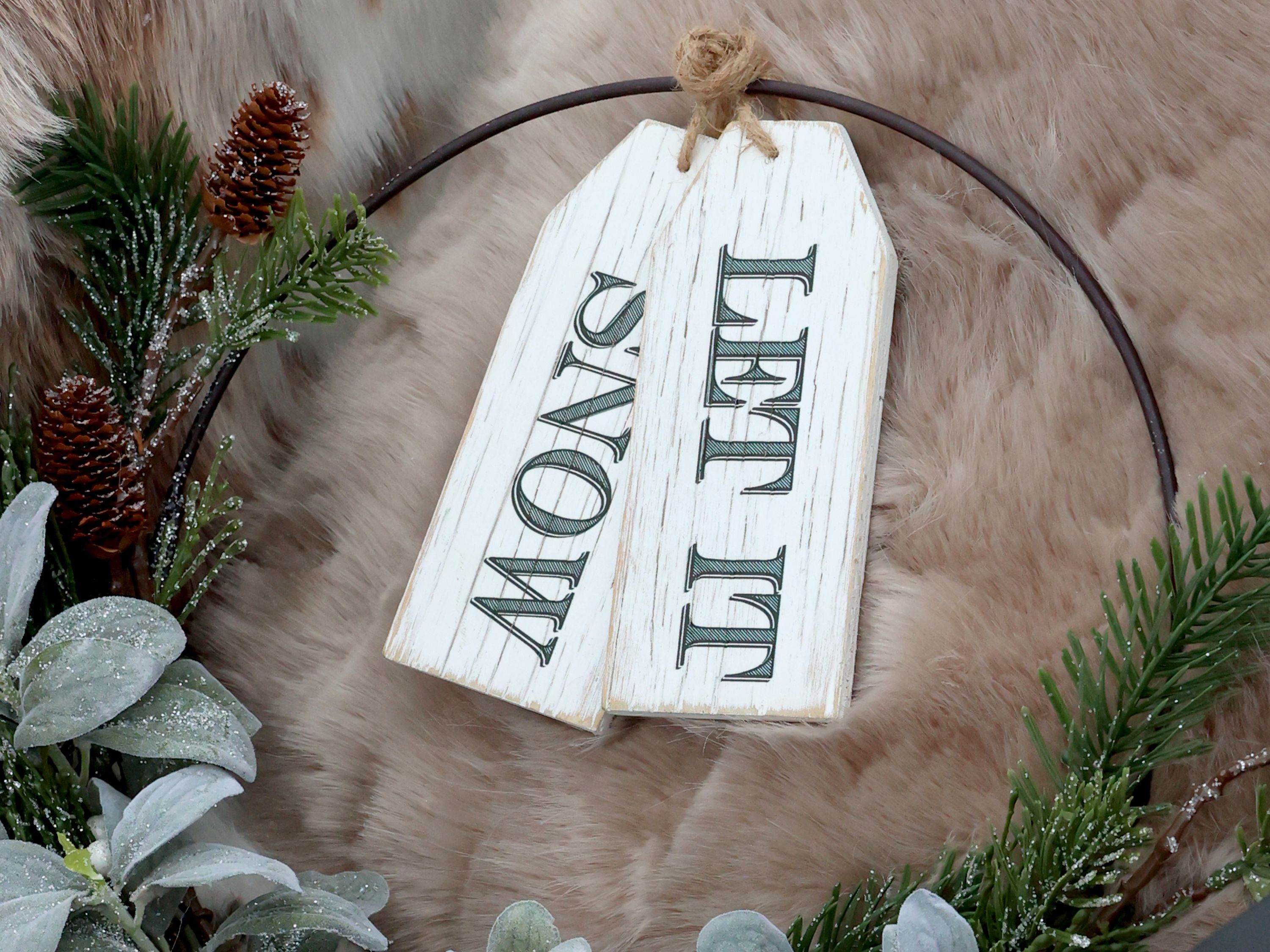 Schild Let It Snow aus Tannenholz, antique weiß, 15,5 cm