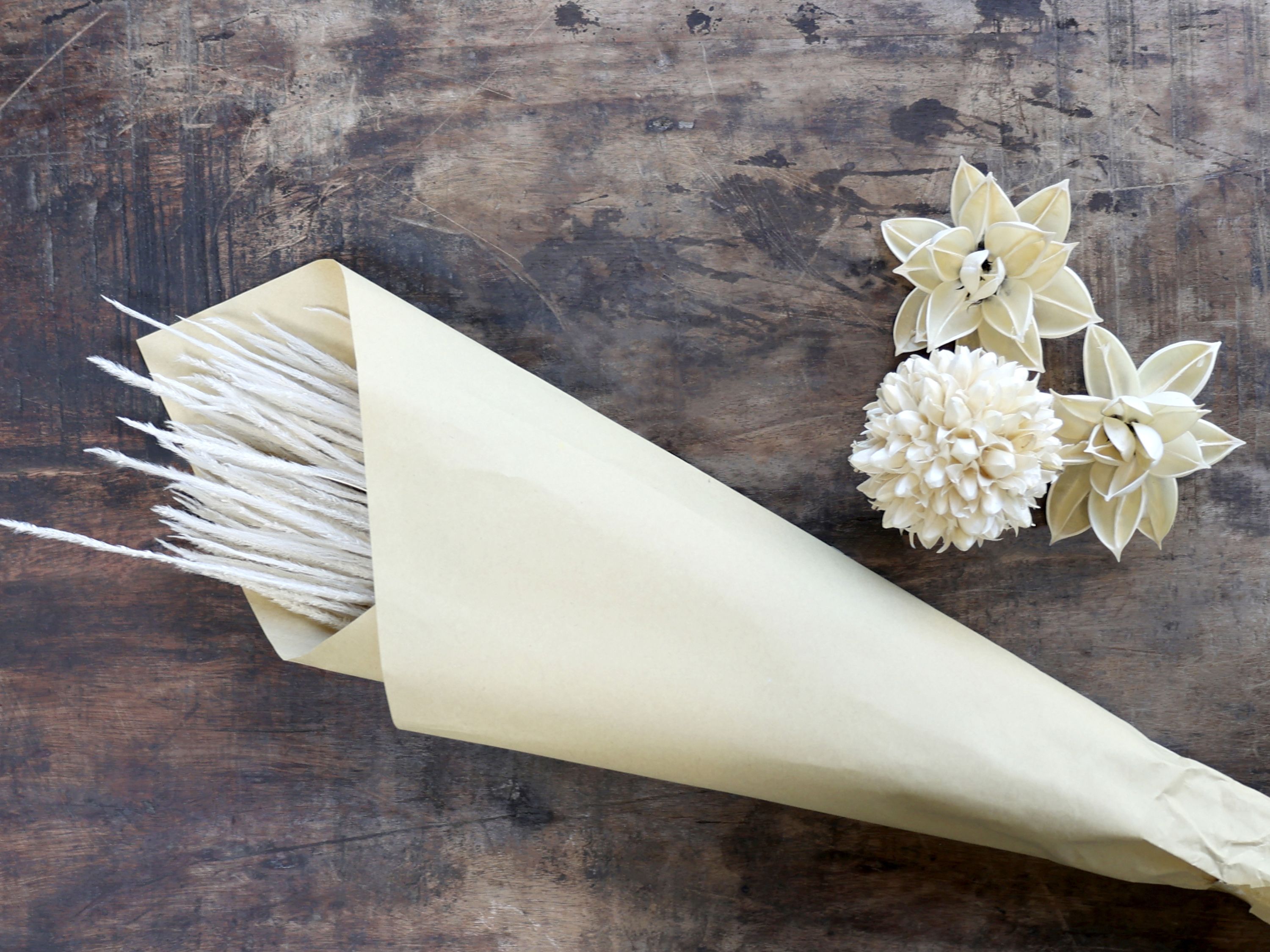 Pampasgras Deko mit getrockneten Blumen, 72 cm hoch