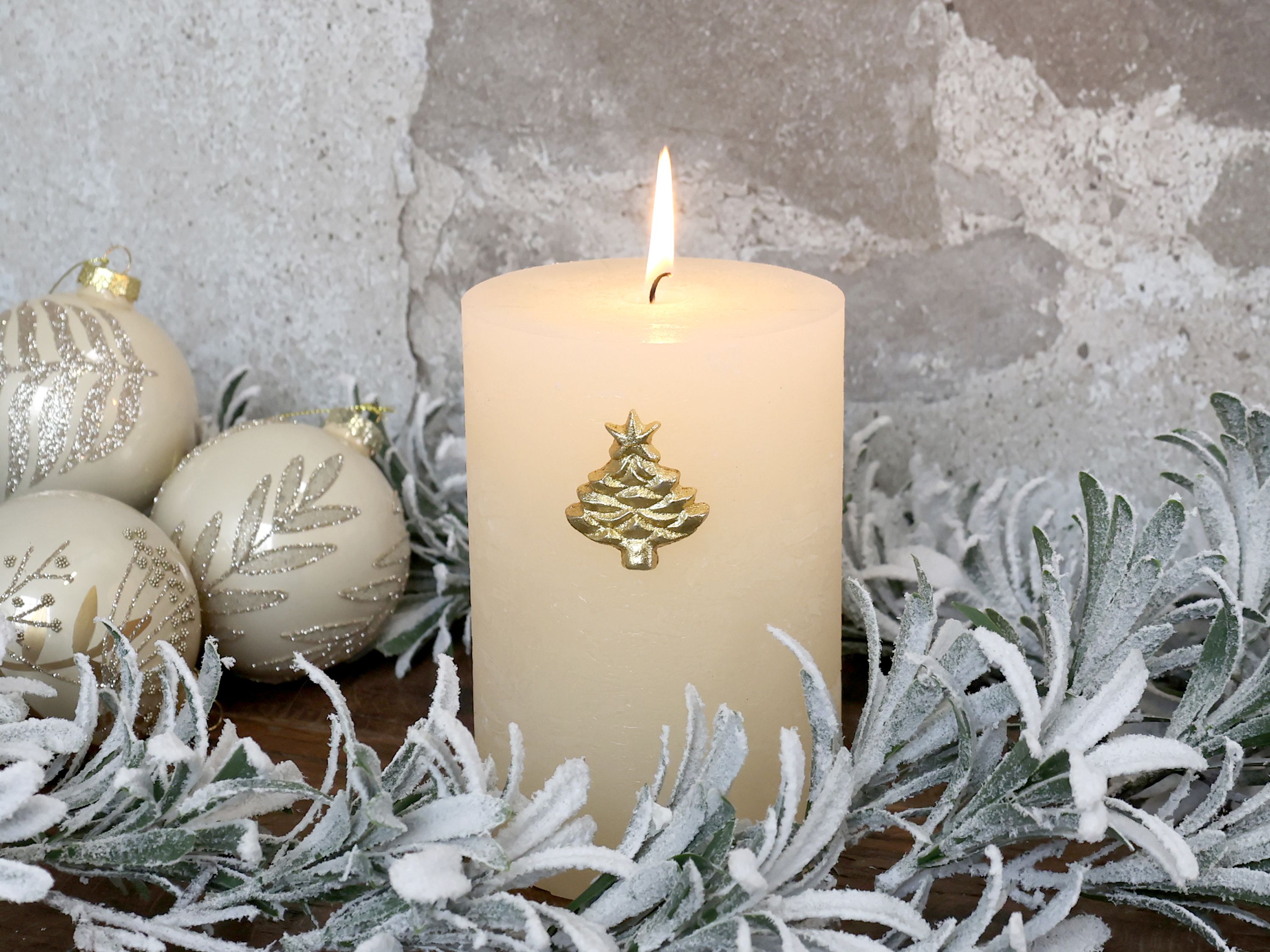 Spieß für Kerzen mit Weihnachtsbaum, messing, 4 cm hoch