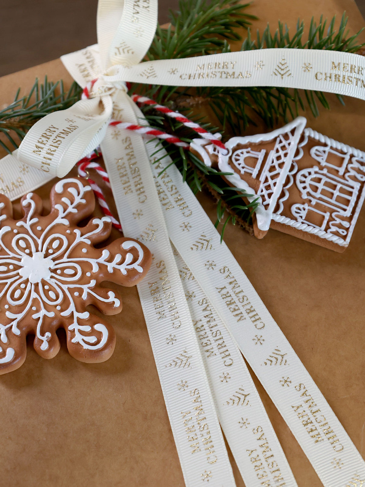 Band mit Merry Christmas, 5 m x 1,5 cm, creme
