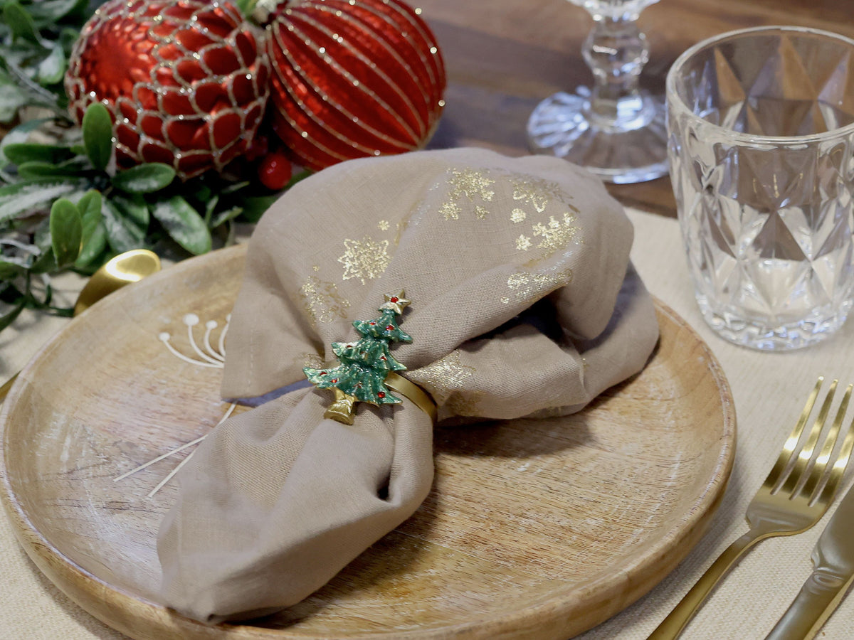 Serviettenring mit Weihnachtsbaum aus Zinn, messingfarben