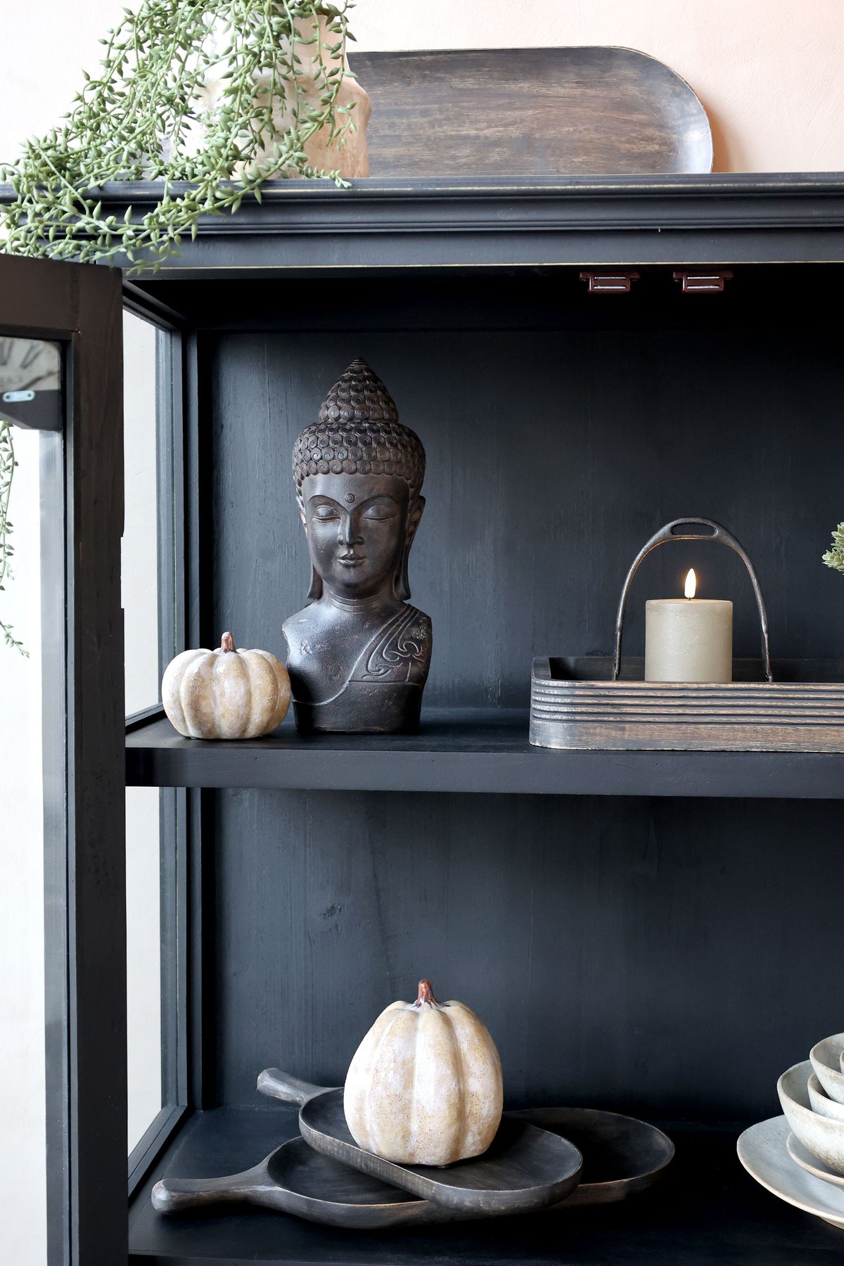 Buddha Figur aus Polyresin in Antique Schwarz, 31,5 cm hoch