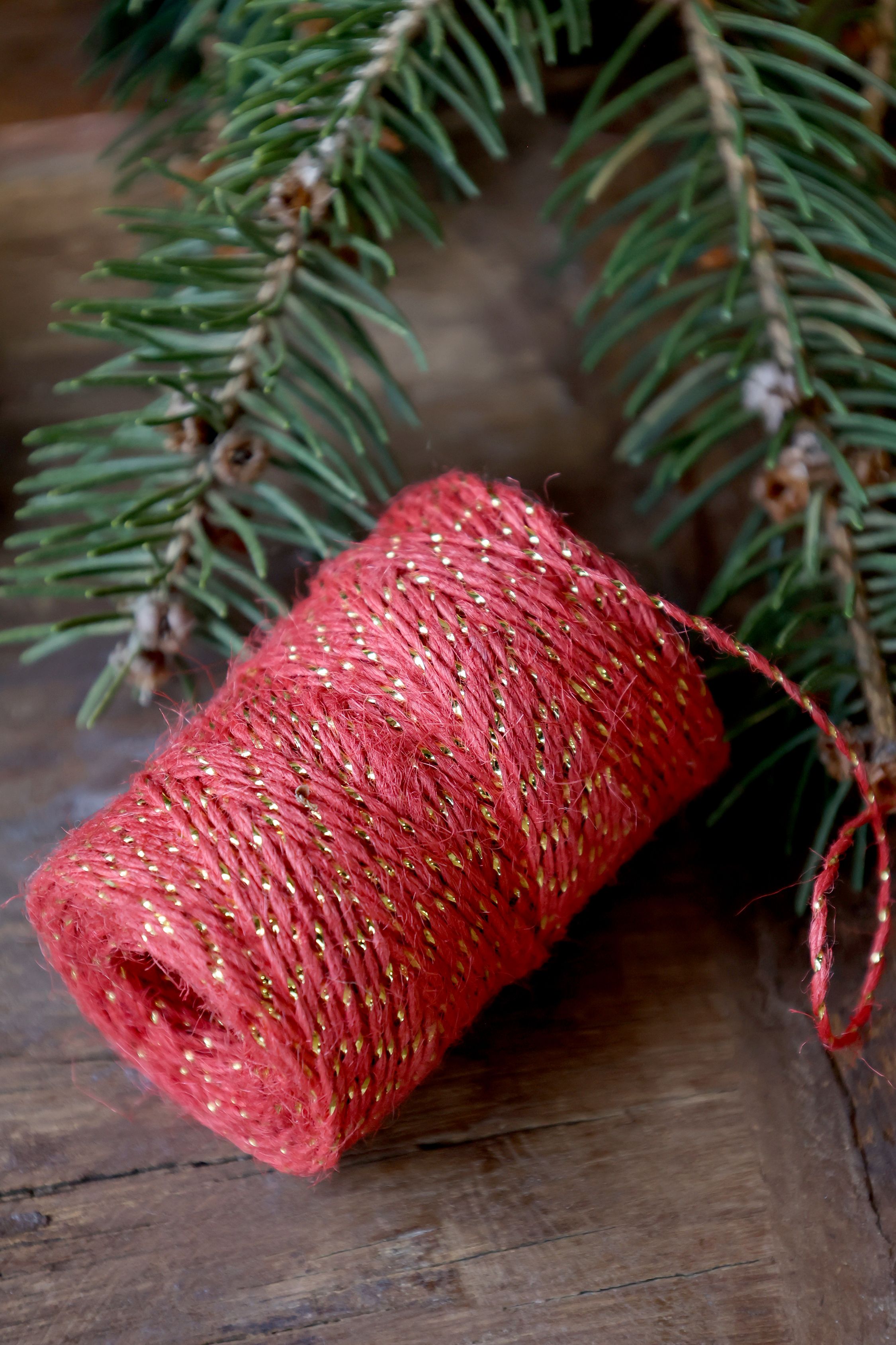 Juteband mit Golddraht, 50 m, Kirschrot