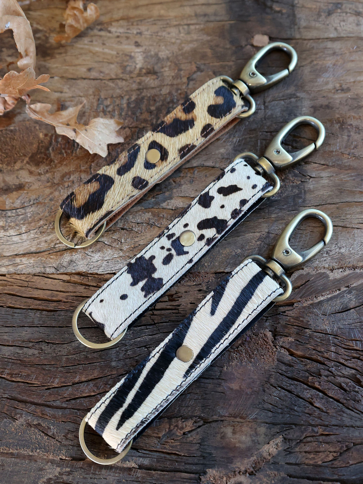 Schlüsselanhänger aus Leder mit Kuhmuster, 18 cm lang