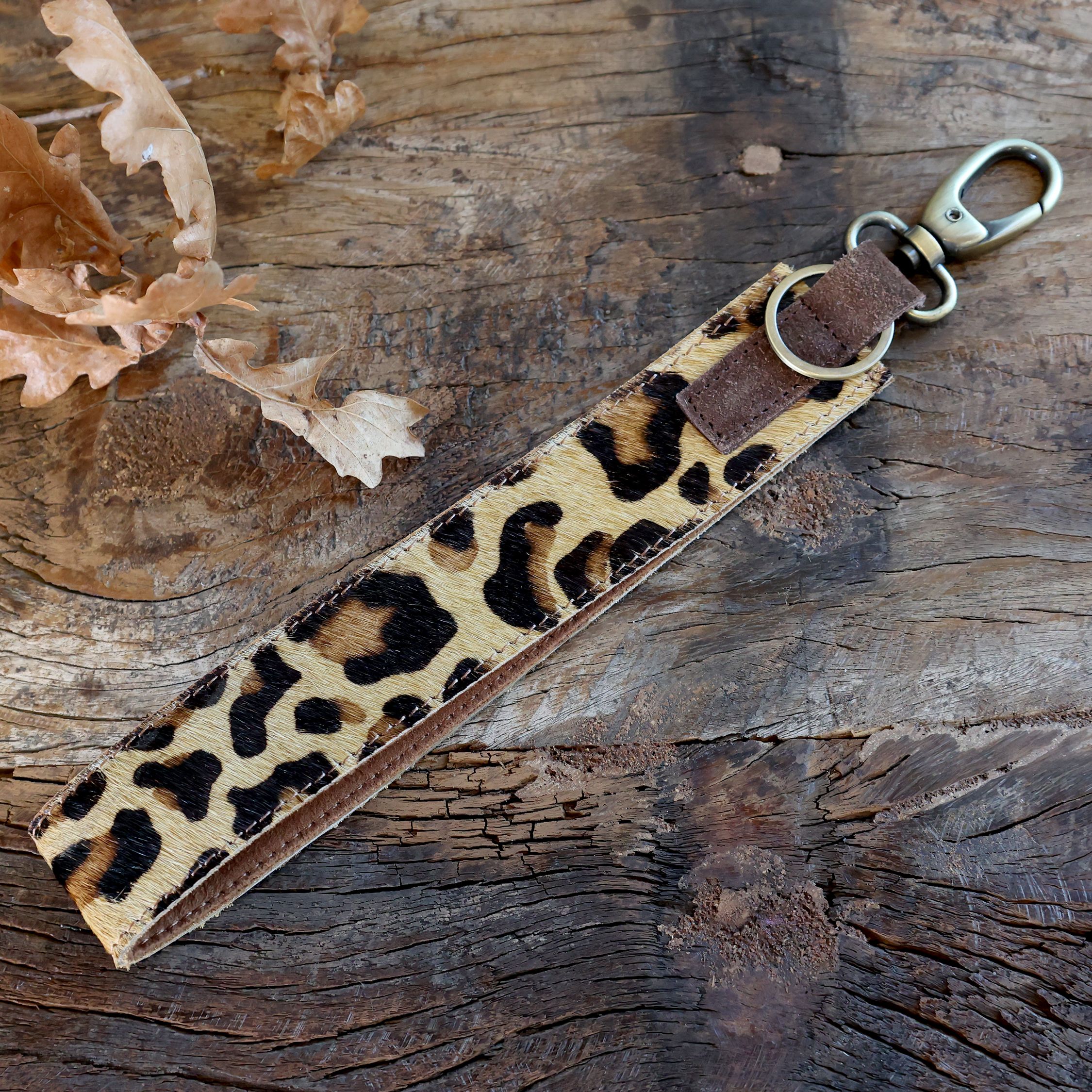 Schlüsselanhänger aus Leder mit Leopardenmuster, 28,5 cm