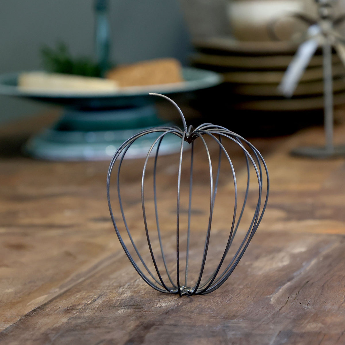 Dekokürbis aus Eisen in Antik-Messing, 11 cm hoch