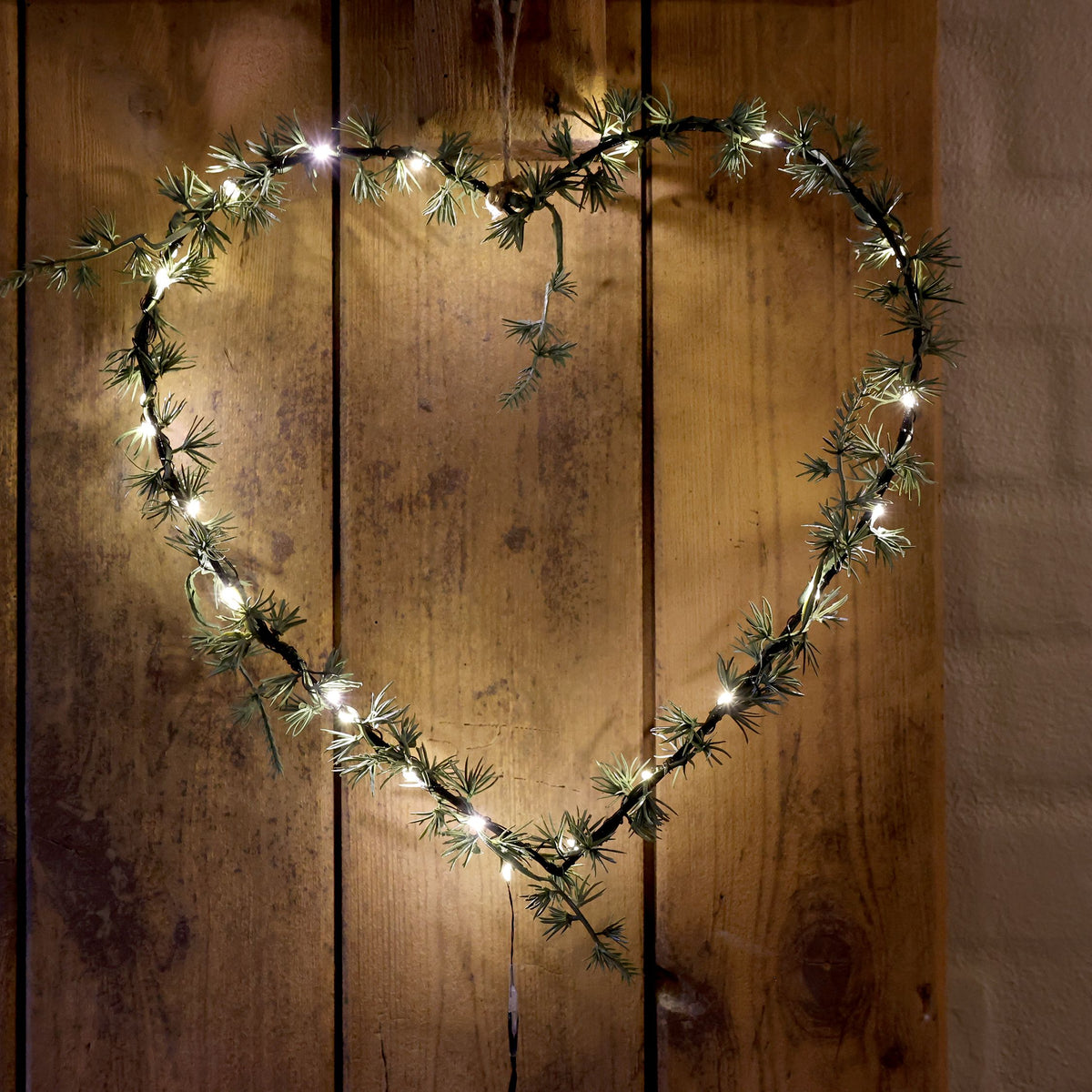 Fleur Kranz Herz mit 25 LED-Lichtern, grün, 32 cm