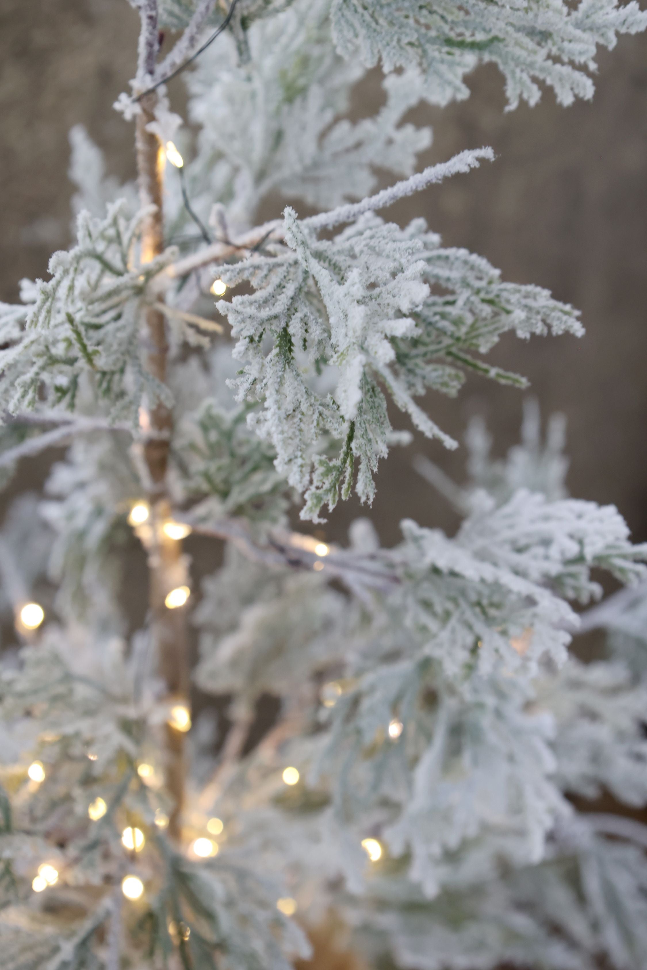 LED Tannenbaum mit Schnee, 60 cm Höhe, Kunststoff