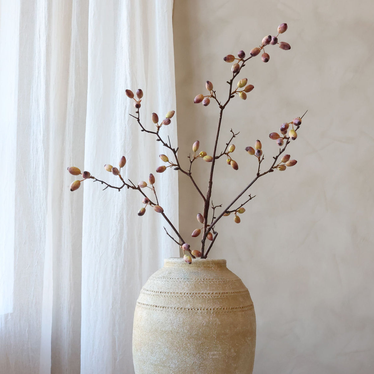 Dekozweig mit Beeren in Dusty Rose, 96 cm