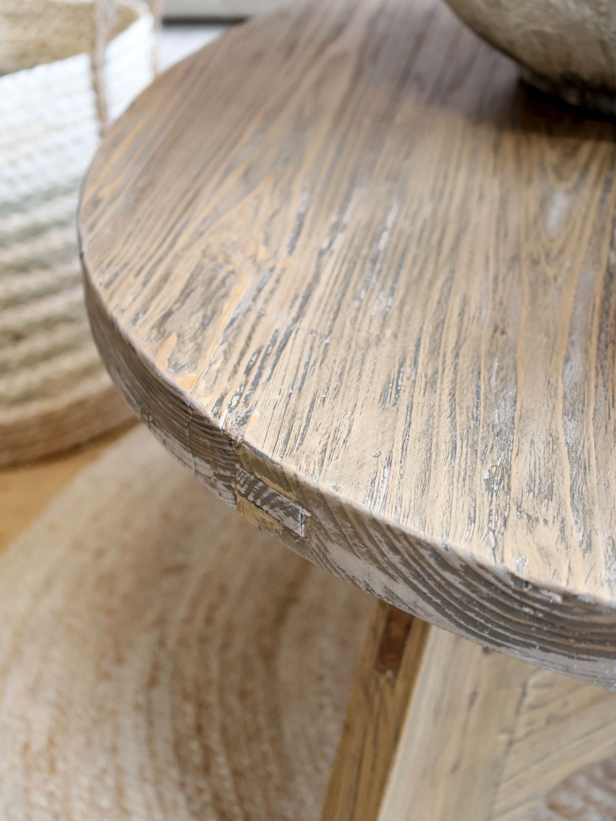 Sofatisch aus Recyclingholz, 38 cm hoch, 90 cm Durchmesser