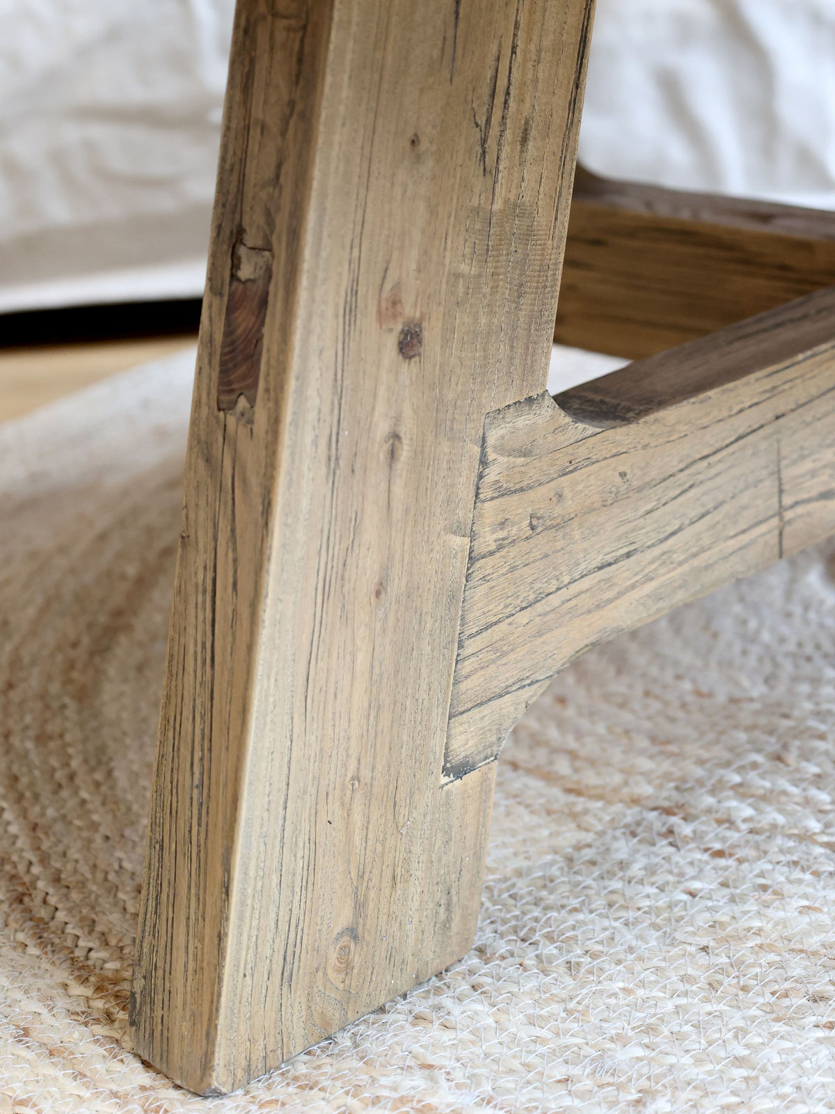 Sofatisch aus Recyclingholz, 38 cm hoch, 90 cm Durchmesser