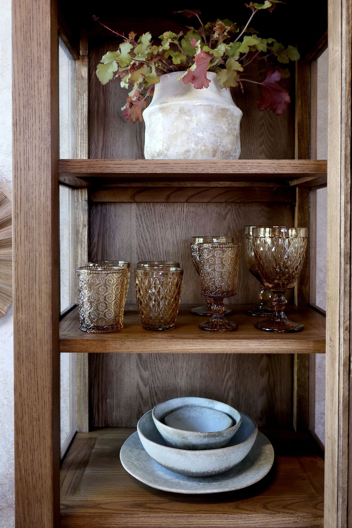 Vitrinenschrank Marseille aus Pappelholz, 196 cm hoch