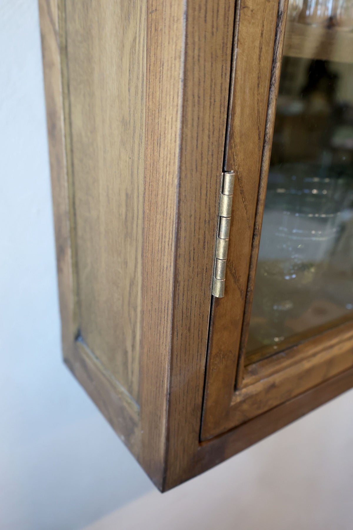 Wandschrank Marseille aus Ulmenholz, 120 cm hoch