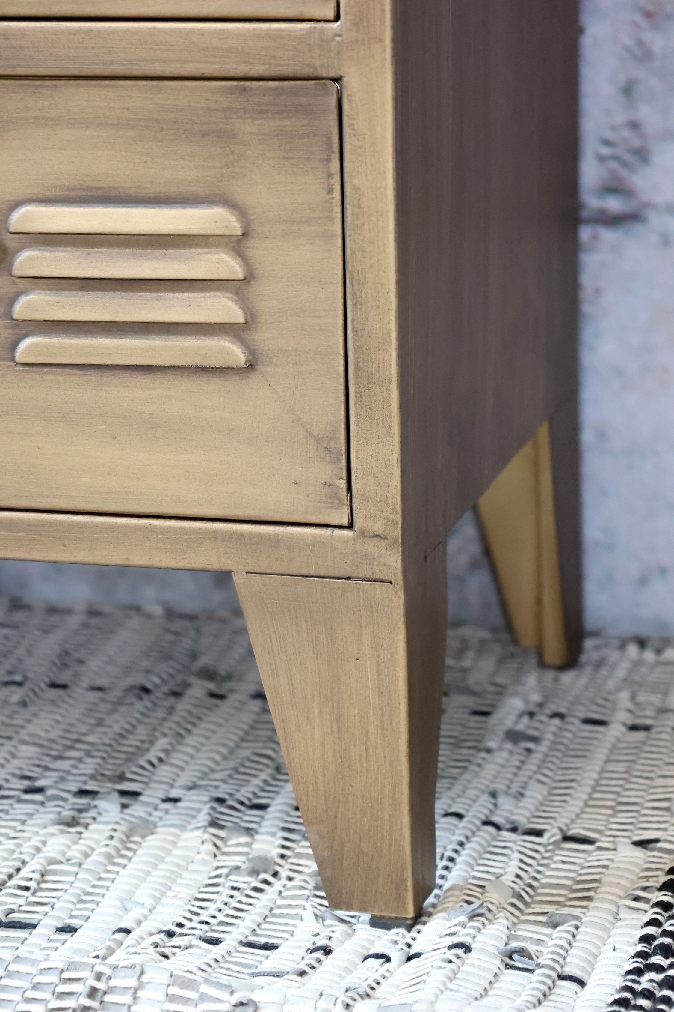 Kommode mit 6 Schubladen in Antique Messing