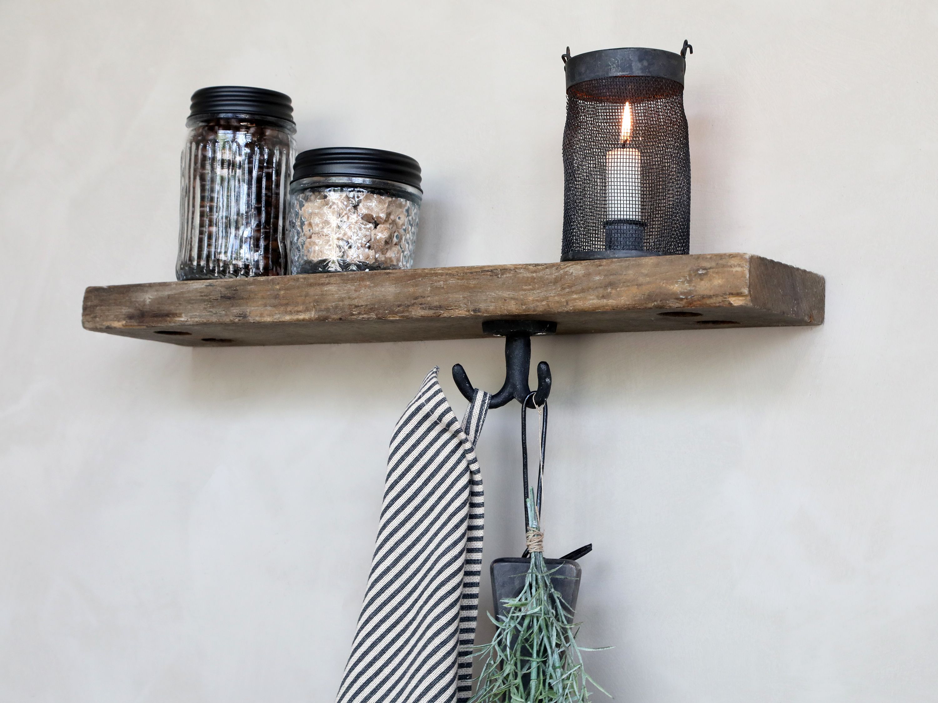 Regalbrett aus Recyclingholz – 50 cm lang, natur