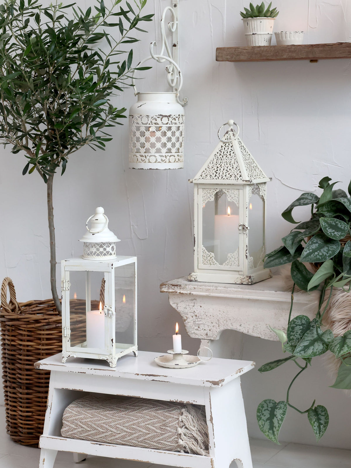 Bank mit Regal in Antique Creme – 50 cm lang