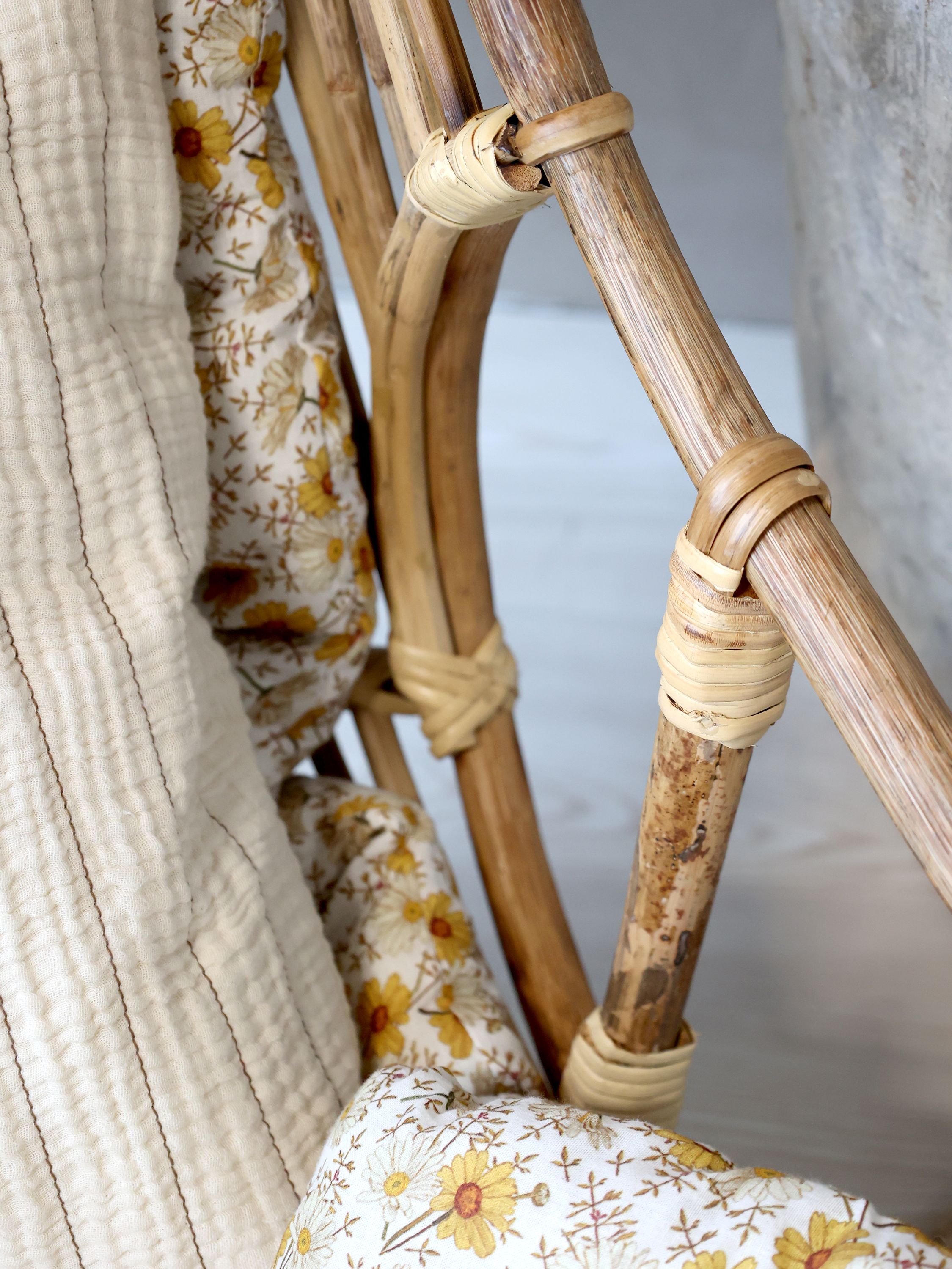 Hängestuhl aus Rattan, natur, 117 cm hoch