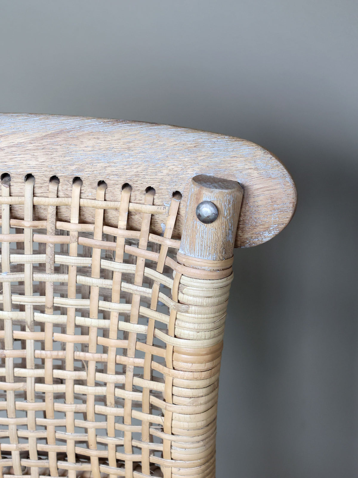Französischer Barstuhl mit Rattan-Geflecht, 65 cm Sitzhöhe