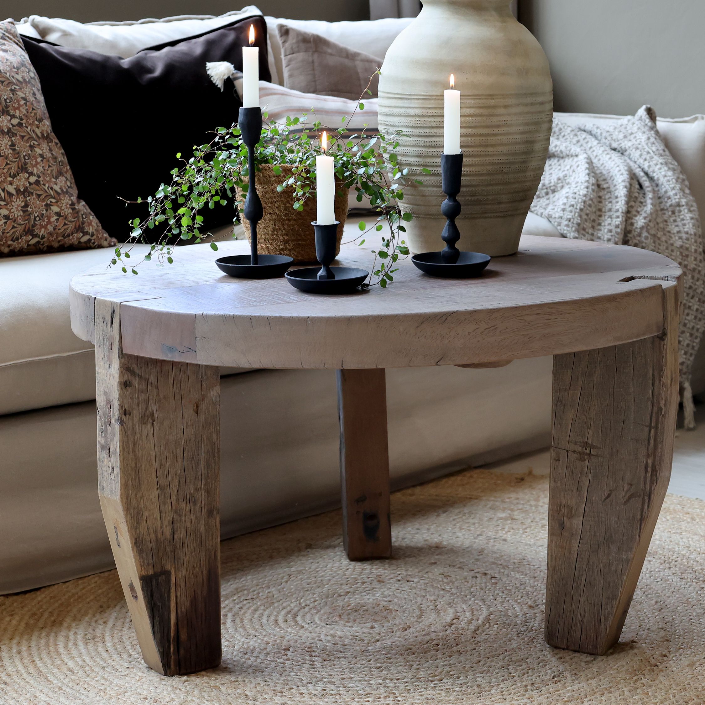 Sofatisch Grimaud rund aus Recyclingholz, natur, 48 cm hoch