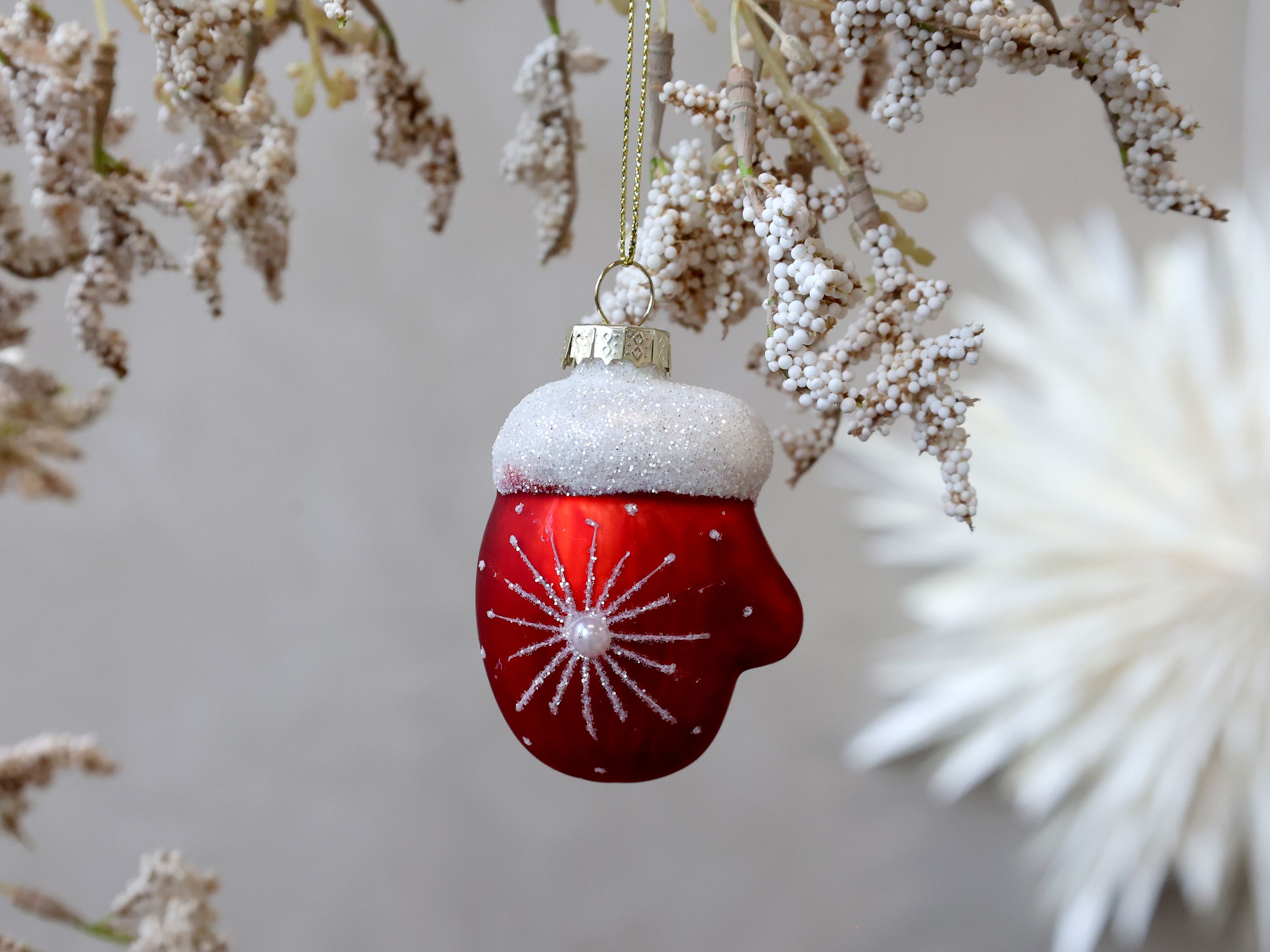 Fäustling zum Aufhängen aus Glas, antique cherry