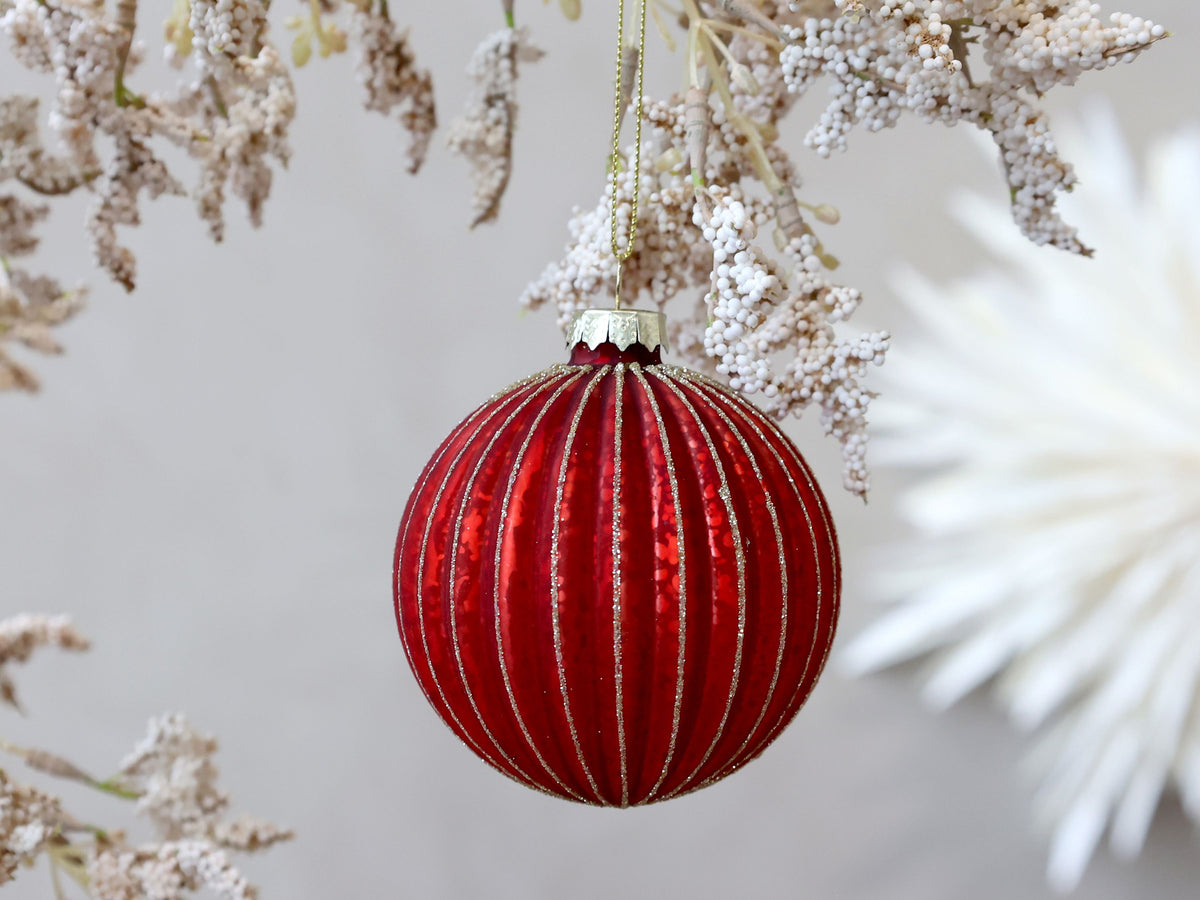 Weihnachtskugel aus Glas, 8 cm, antique cherry, handgemalt